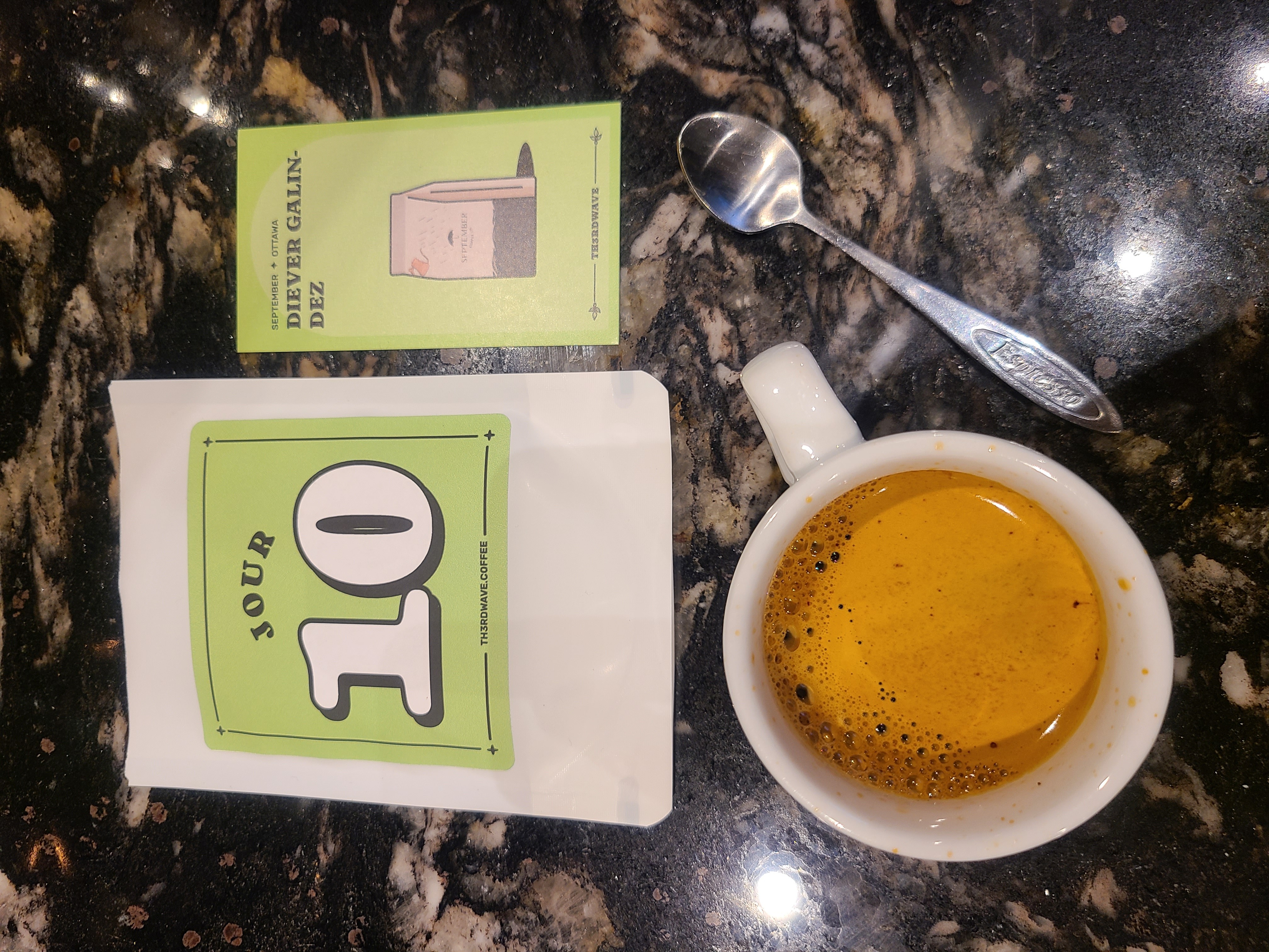 Advent day #10 - this Pink Bourbon had pleasant notes of blueberry and a subtle grapefruit. Very smooth and very light bodied espresso. Not so much texture in the cup, so I'm sure pourover would have been very pleasant. 
