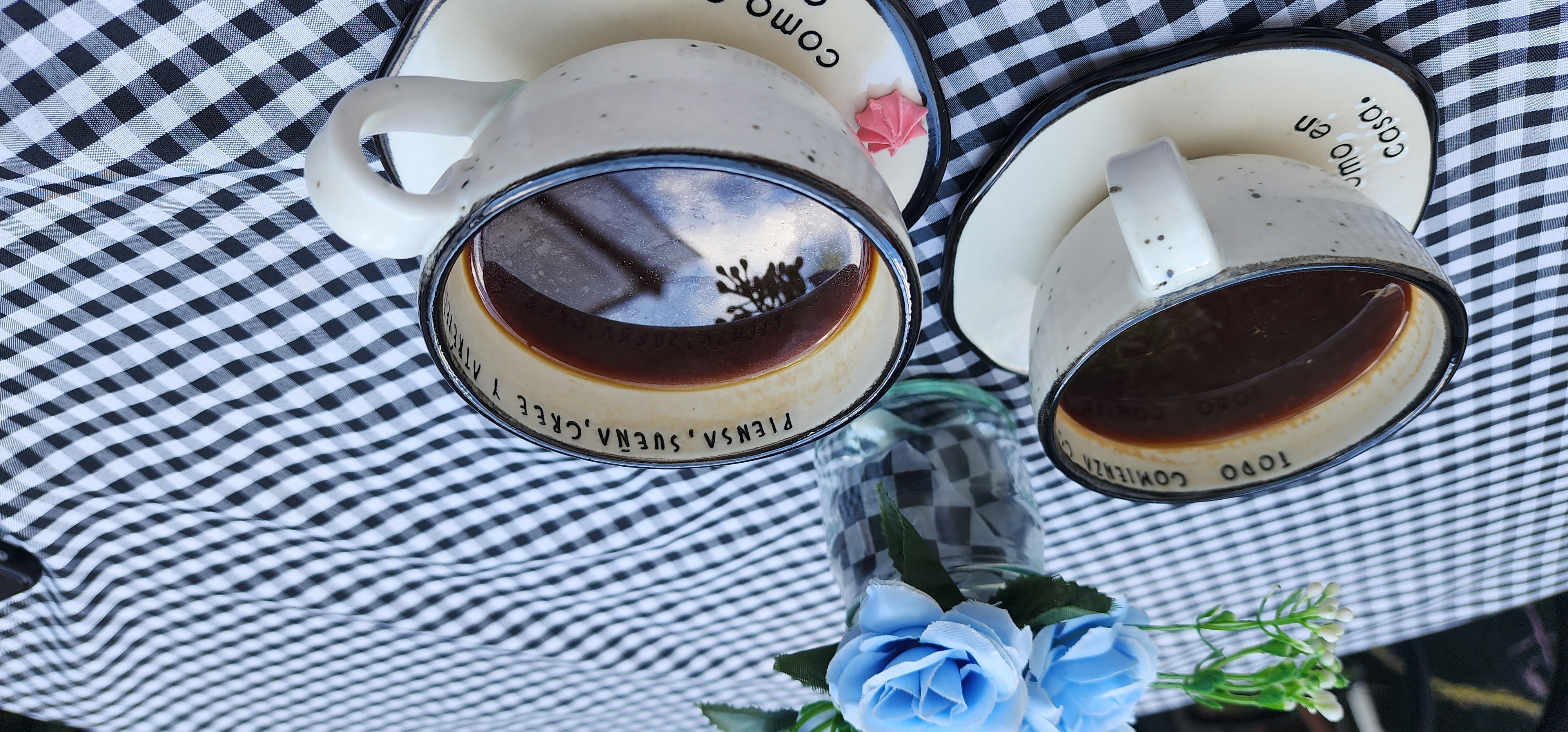 Nada mejor que compartir de una buena taza de café en un lugar nuevo por conocer y con alguien que te acompañe.