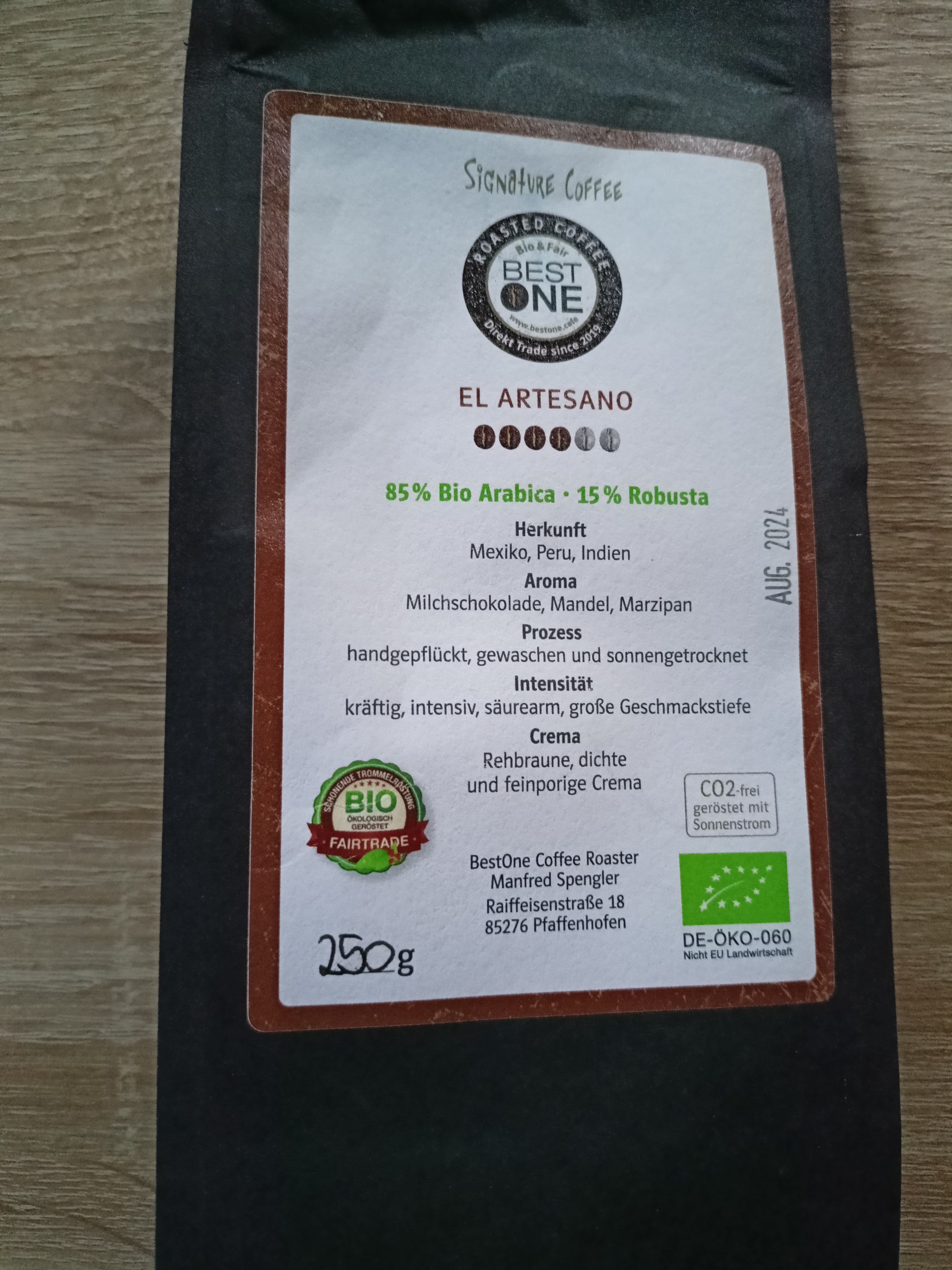 Coffee photo review barista cafe specialty coffee