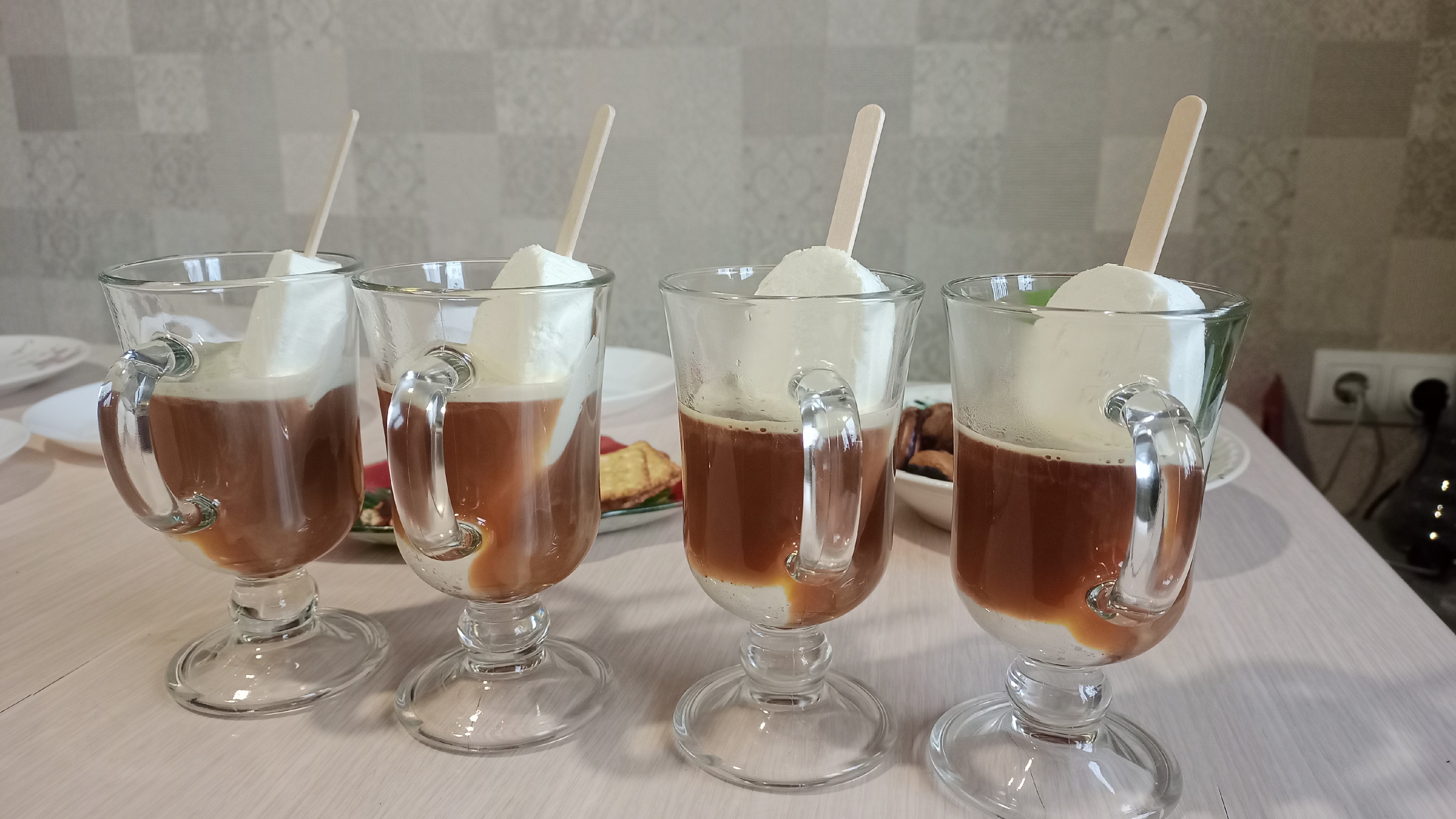 I made an iced coffee for my family. I brewed speciality coffee from Burundi in a moka pot, added cane sugar and vanilla ice cream. The desert turned out to be superb. My family was delighted. P.s. I served it for breakfast with the famous French omelette by Mere Poulard 