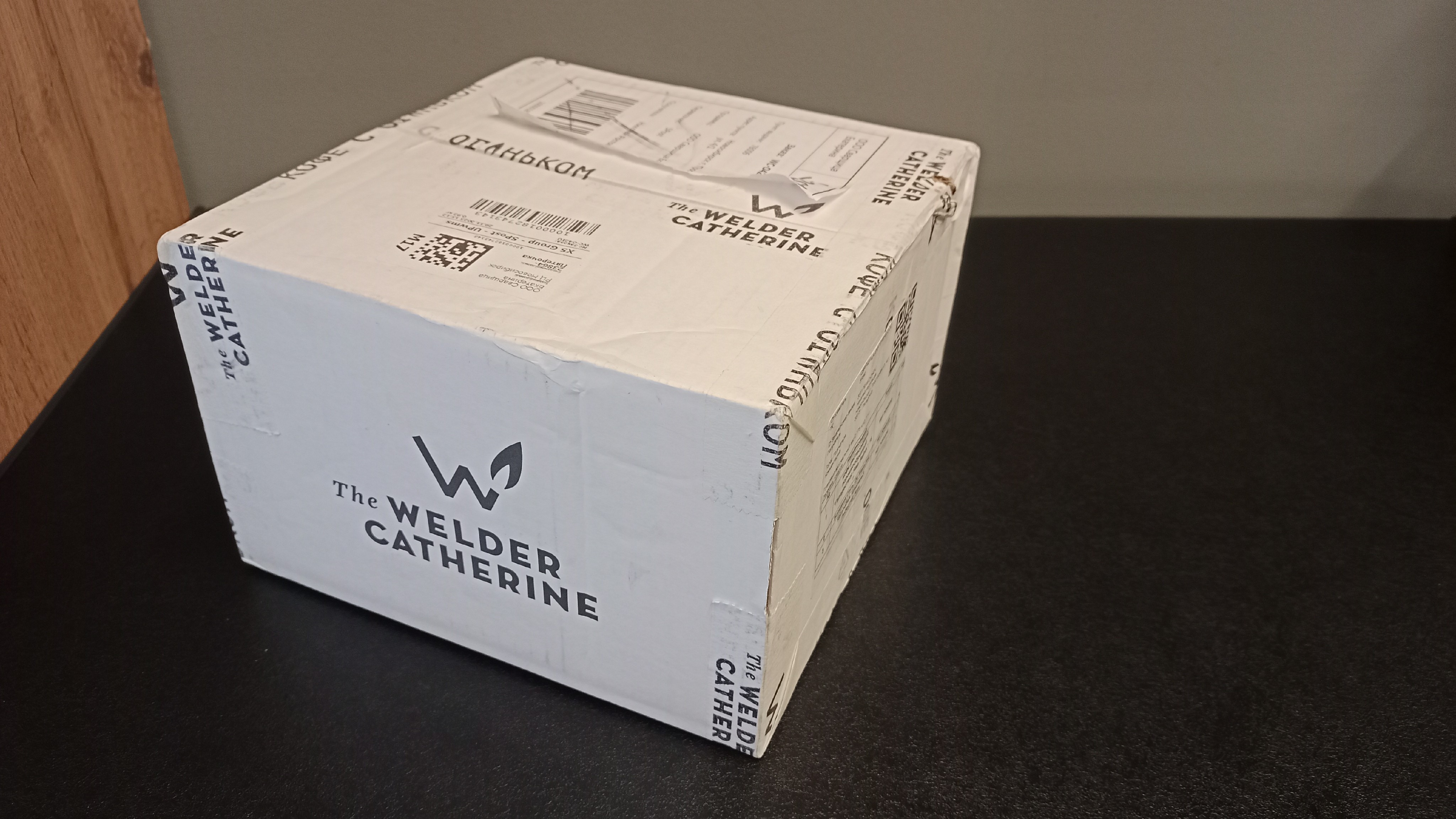 I got a freshly roasted coffee, I'll try it tomorrow! On the way, I stopped at a coffee shop near the house.