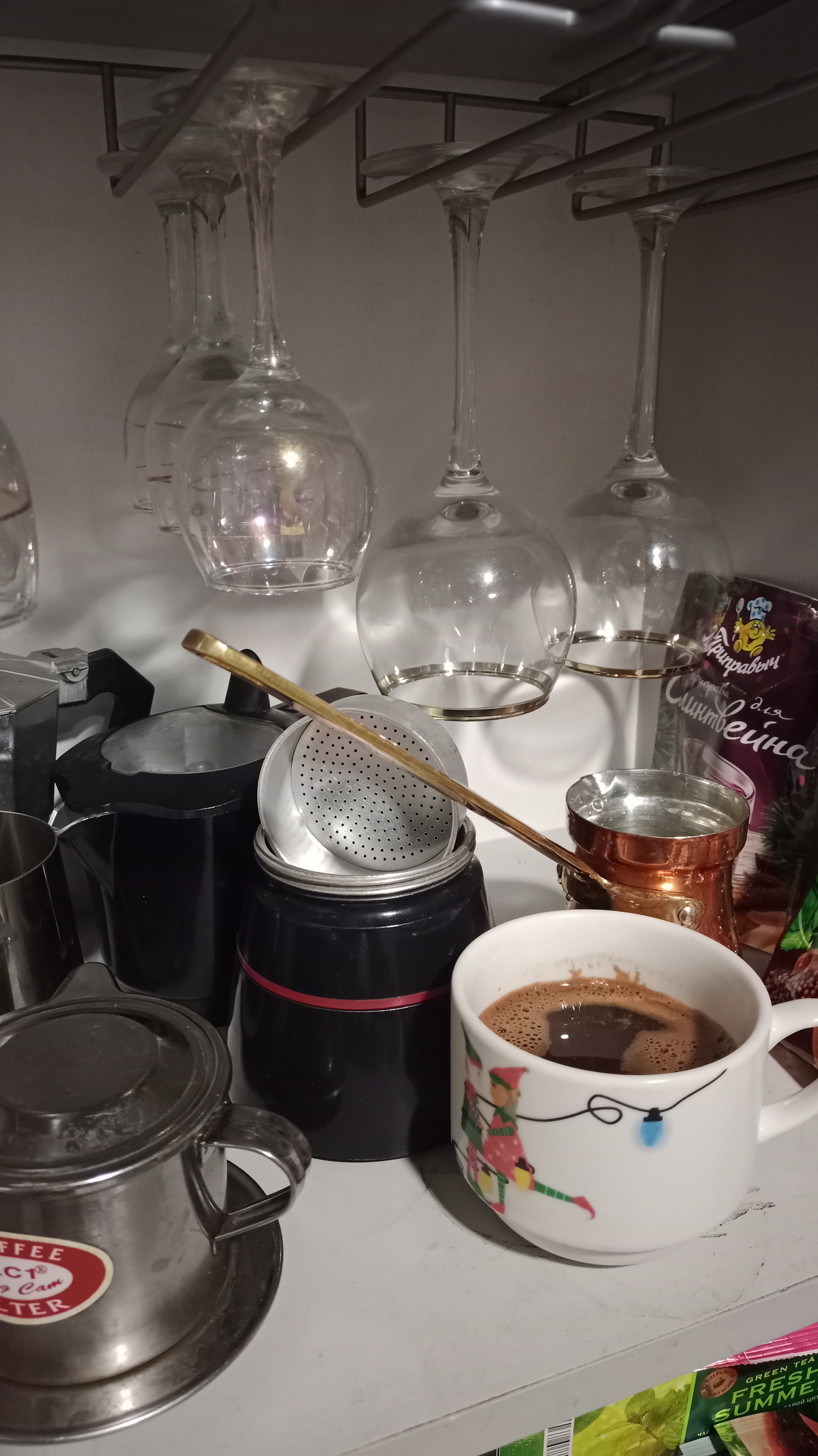 Hmm, how did I make coffee from Bolivia today? Of course, Oriental coffee (in Jezve)