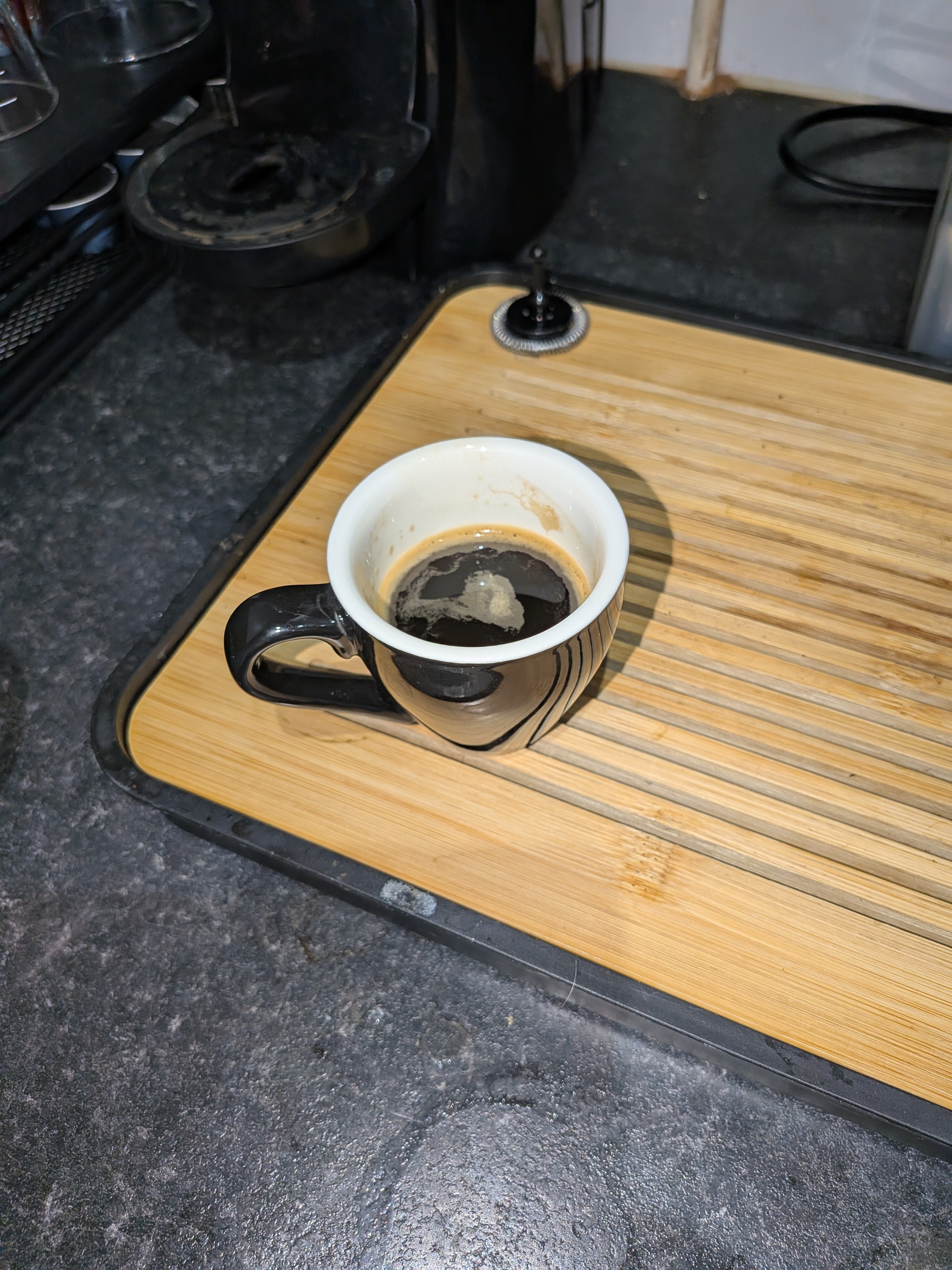 I bought these pods on offer, in Tesco and decided to try them this morning, promised spiced chestnut notes. So I prepared one and took a sip, spiciness.. NO! Chestnut taste ... NO! there was no taste whatsoever. There wasn't even a taste hint of coffee. Sadly I won't buy these again. if I could have rated 0 stars I would.