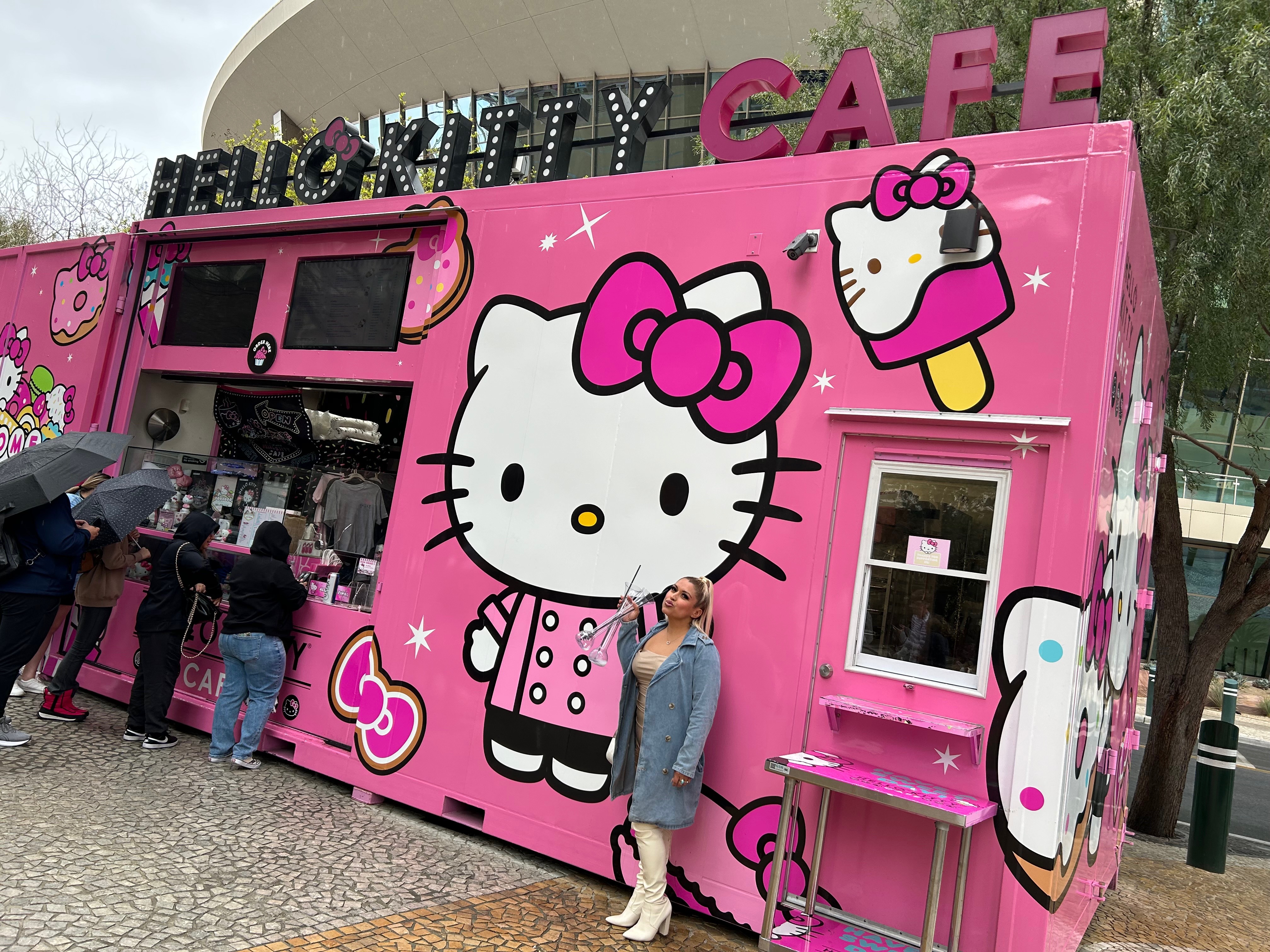 enjoy coffee with my girlfriend in Las Vegas Nevada at the hello kitty cafe.