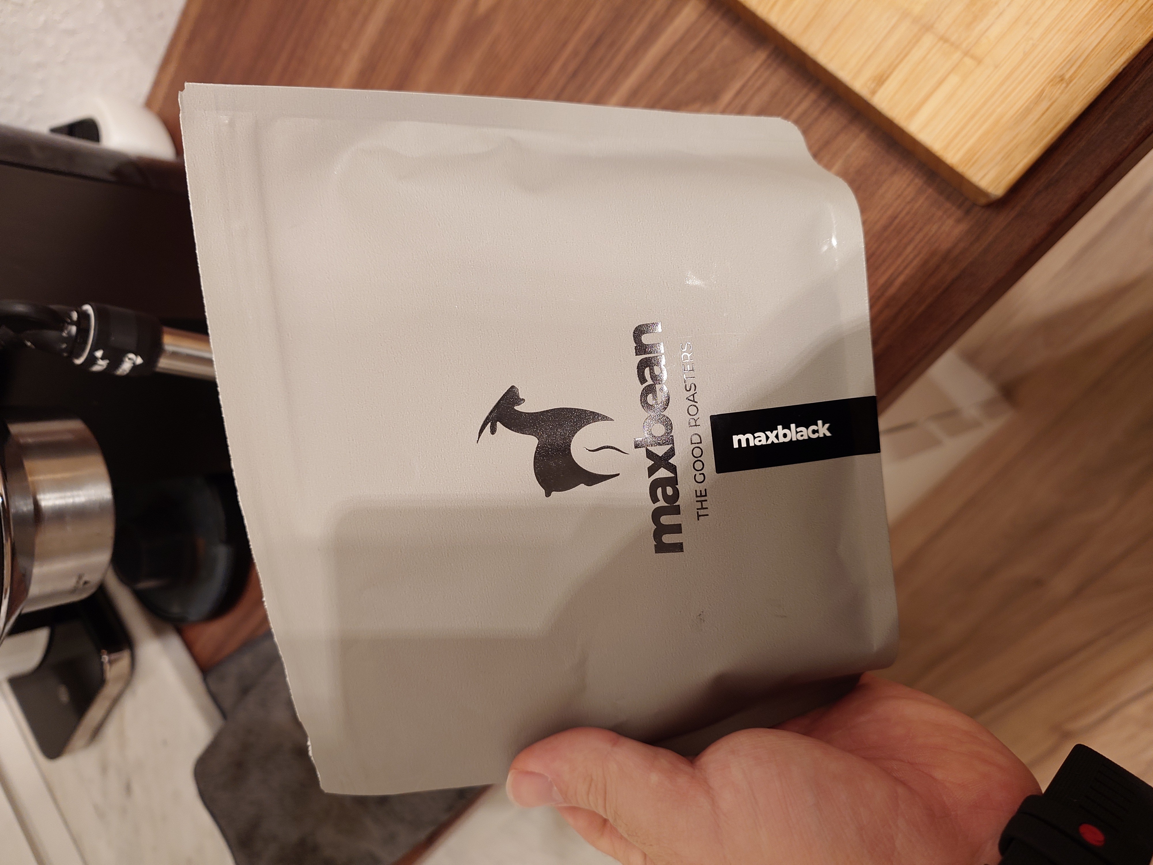 nice crema
smooth
deep taste
crema 4/5
total 4/5