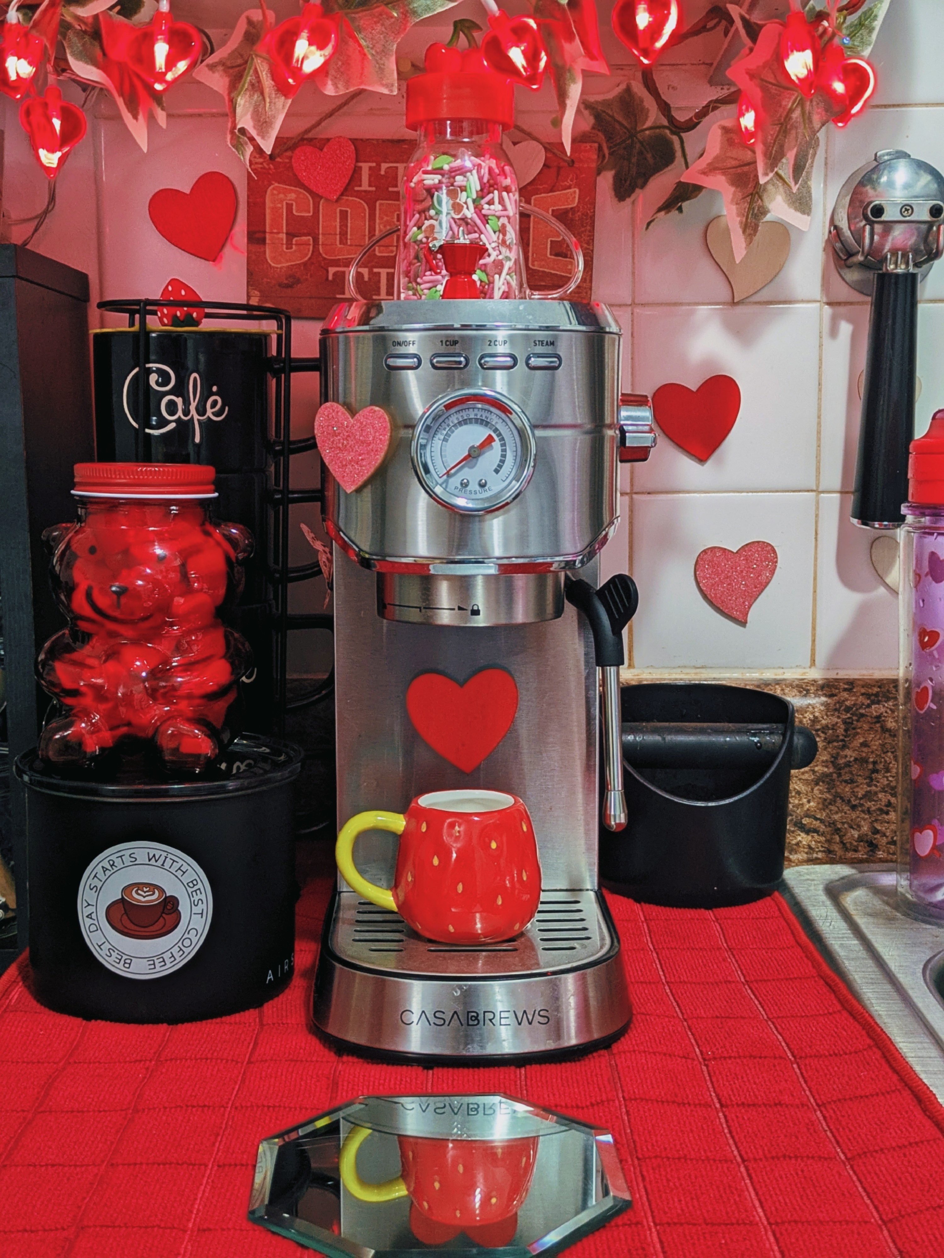 Inaugurando la temporada romántica en mí rincon del café ☕❤️