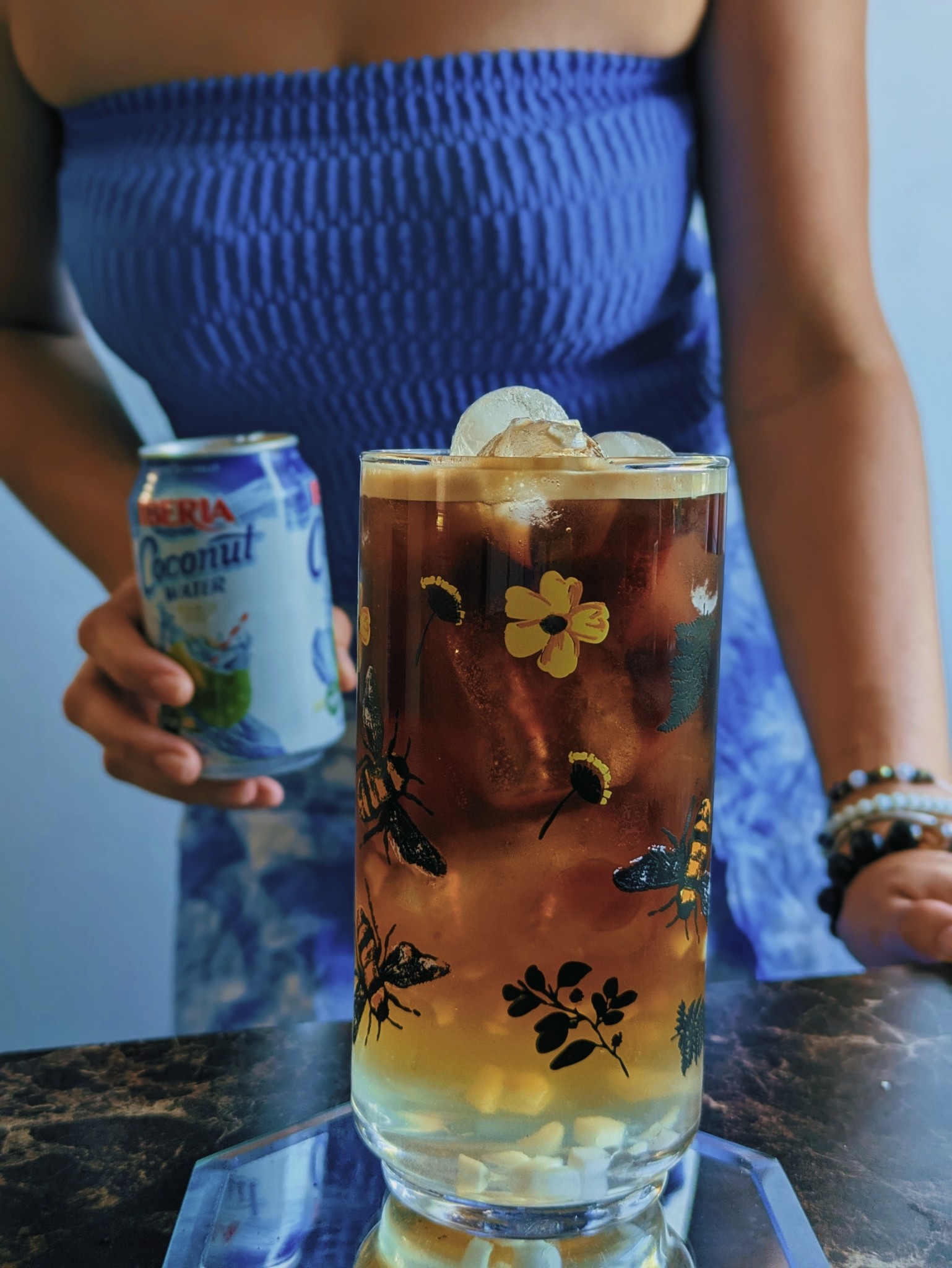 Espresso con agua de coco, Refrescante y delicioso 😋
