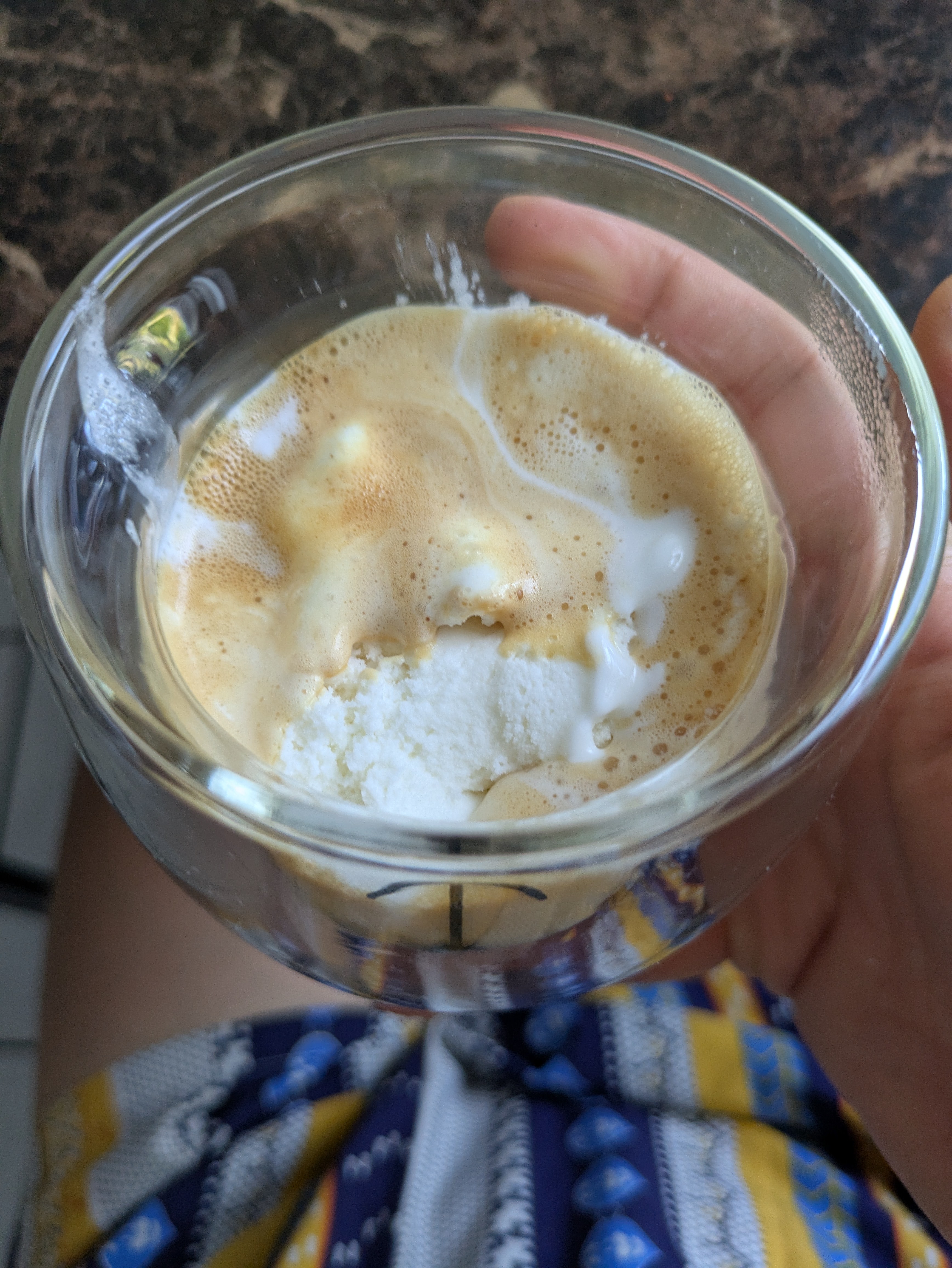 Affogato 🫶🏻 helado de vainilla y espresso doble 