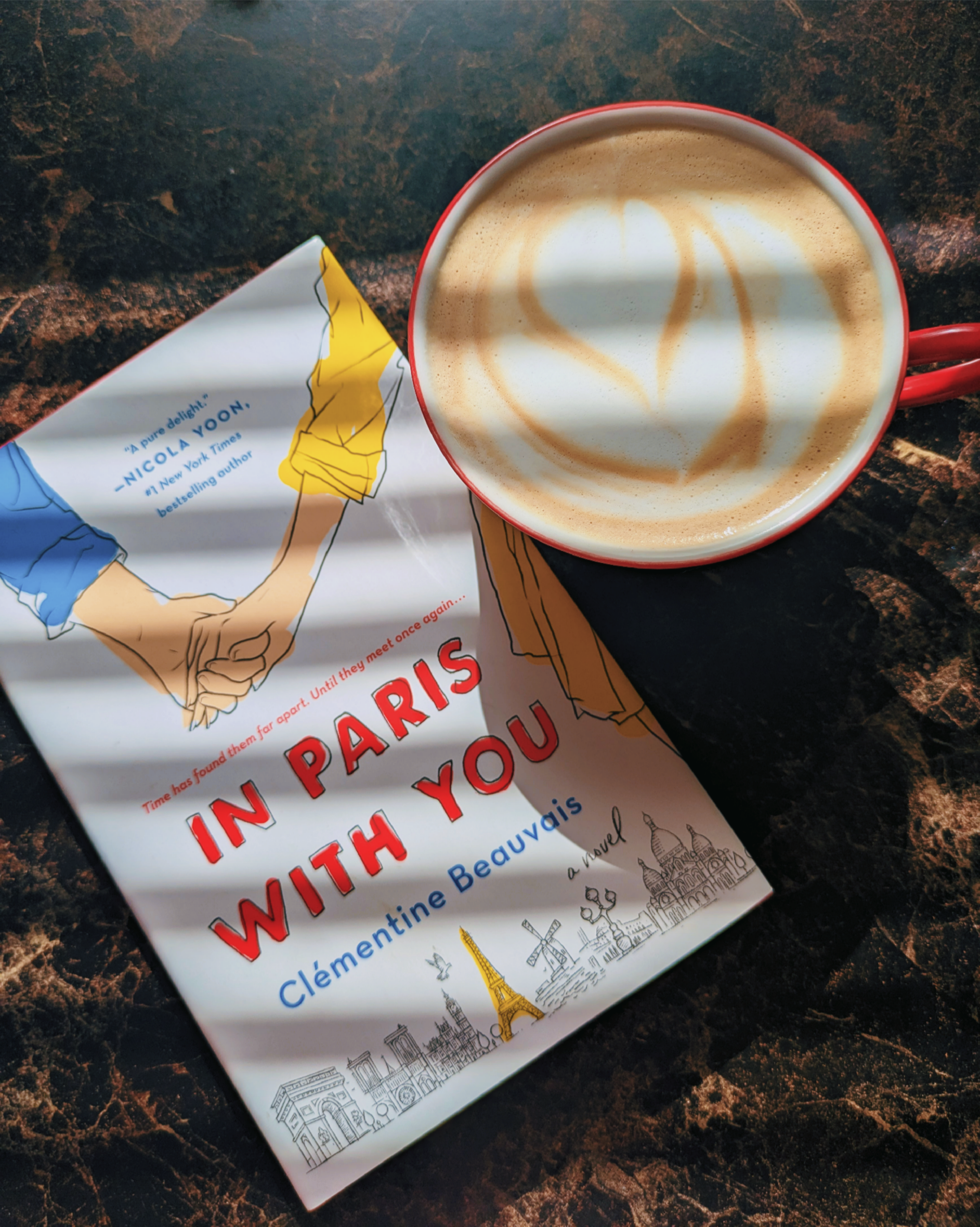 Libro, café. La mejor opción 