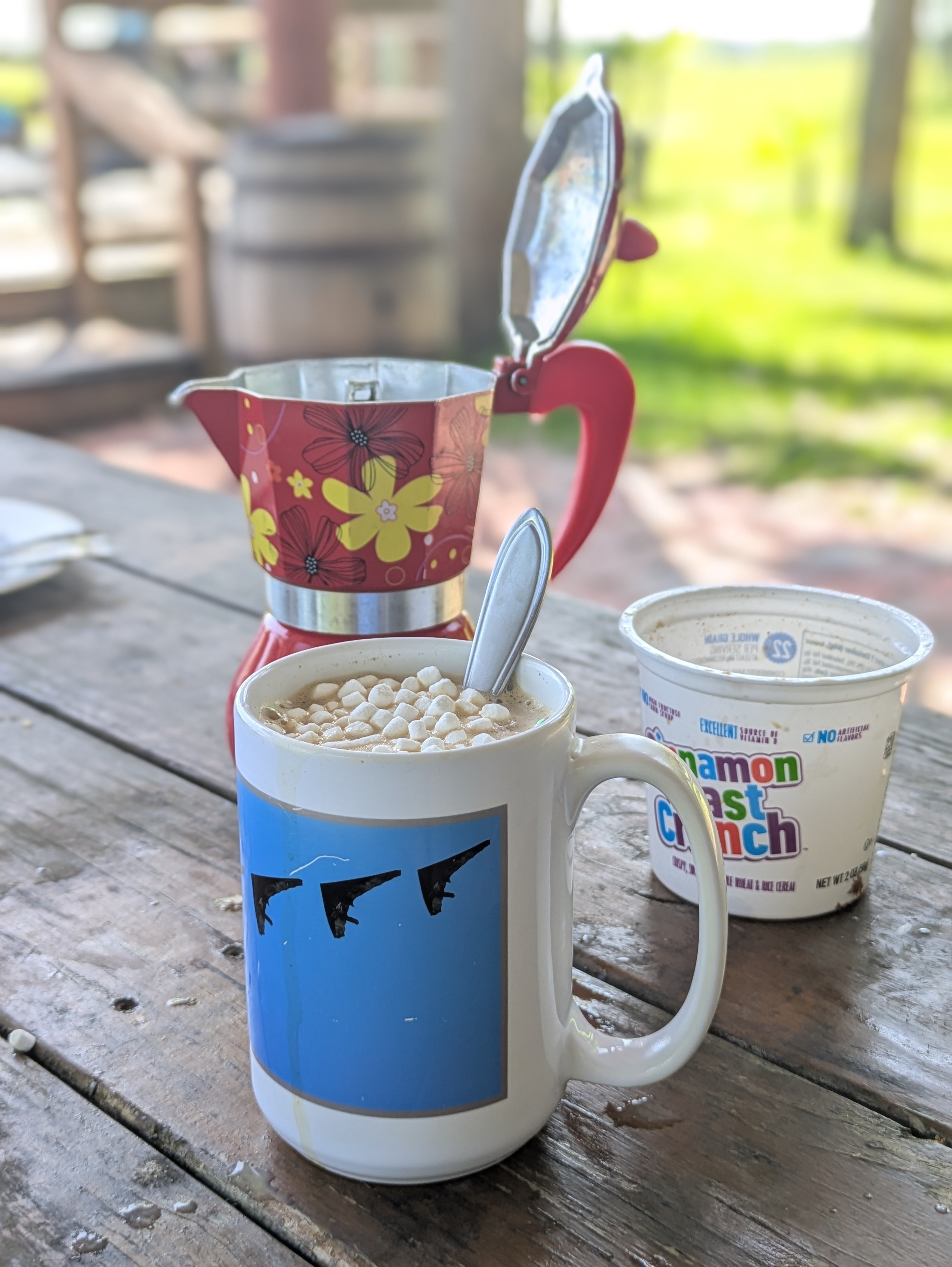Algunas fotos más de mis vacaciones en la cabaña.
Mí cafetera moka hizo un buen trabajo. 🤎