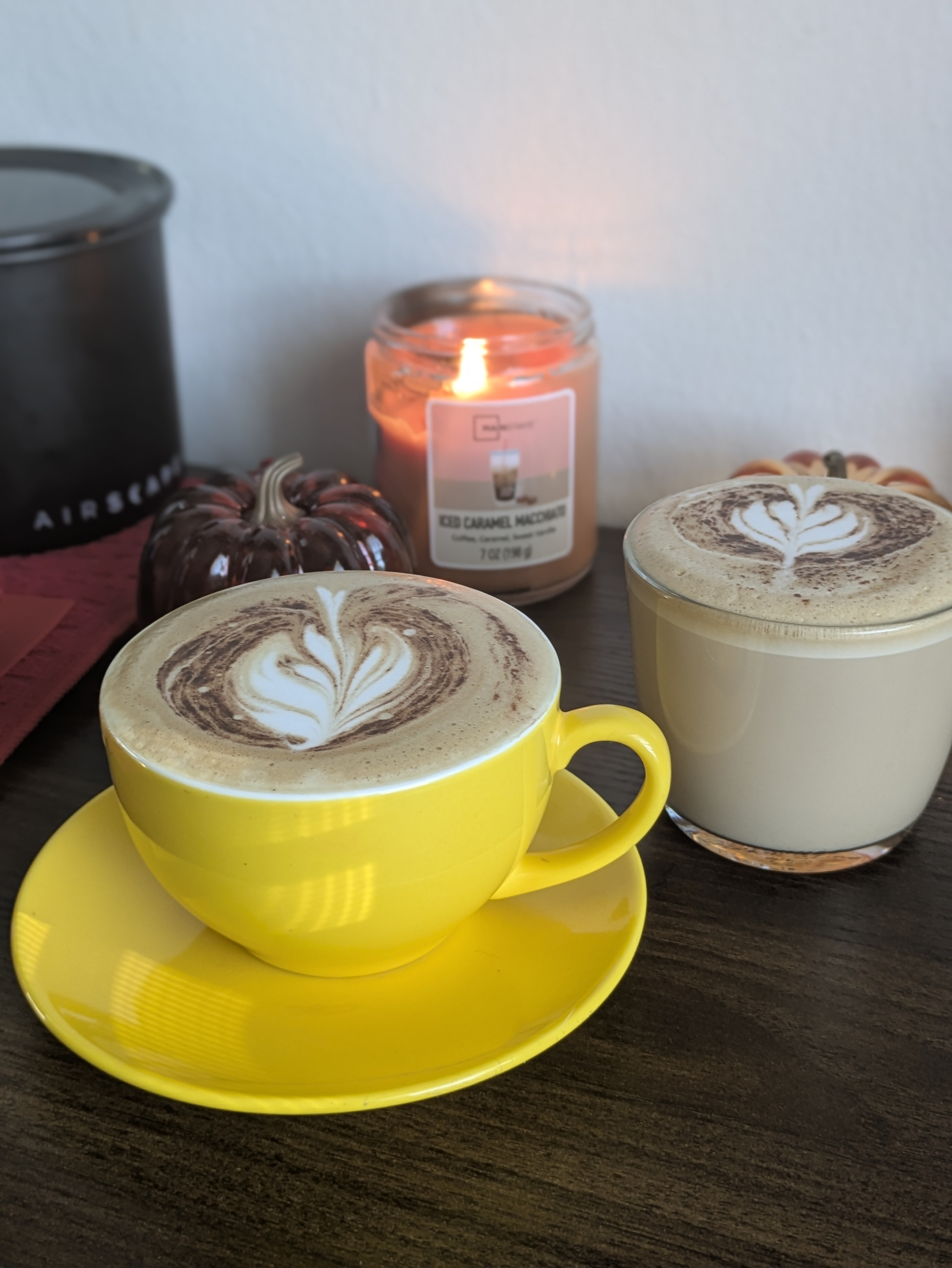 El cacao en él café es genial. 