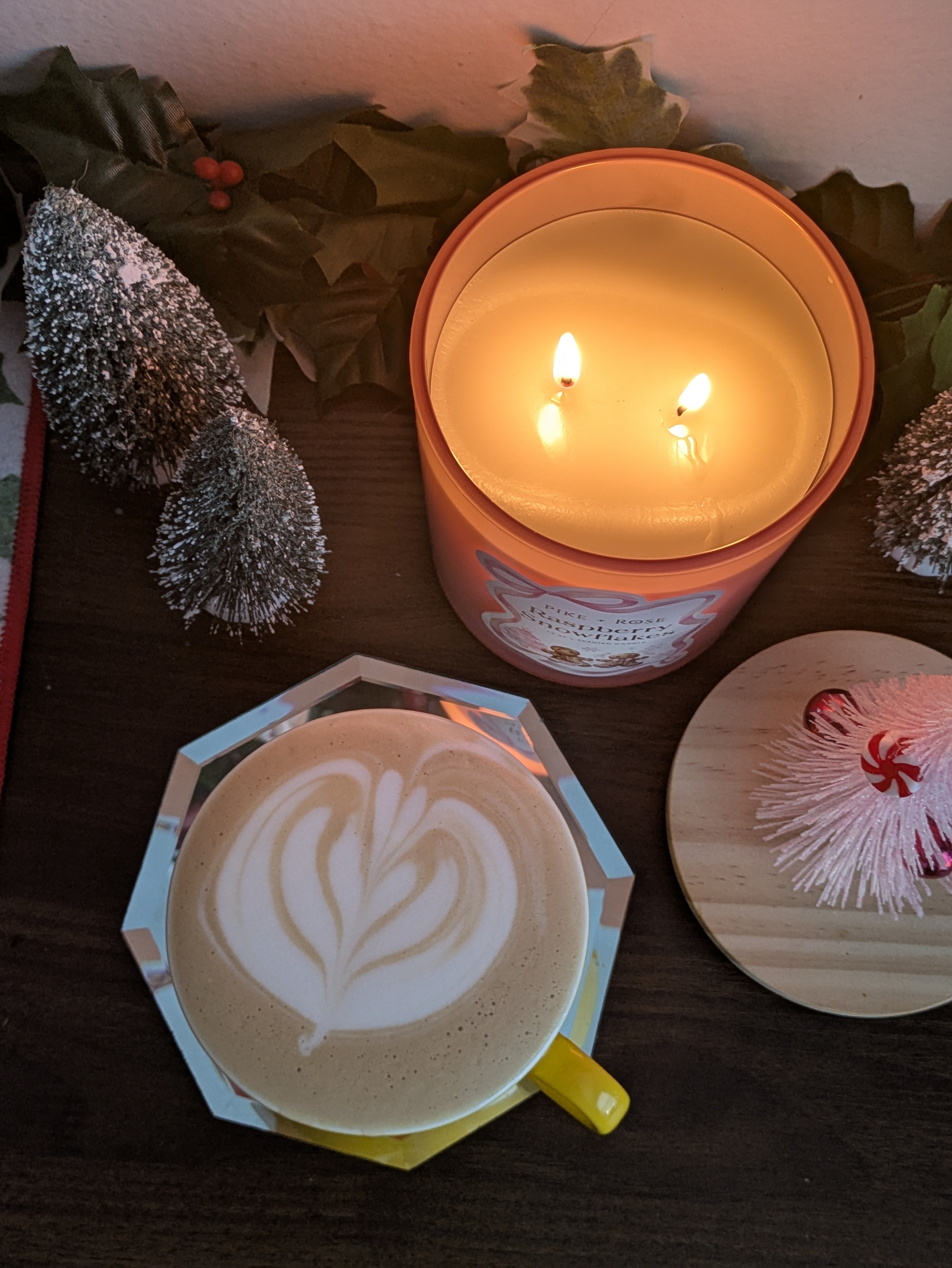 Feliz fin de semana para todos y mucho cafés ☕✨