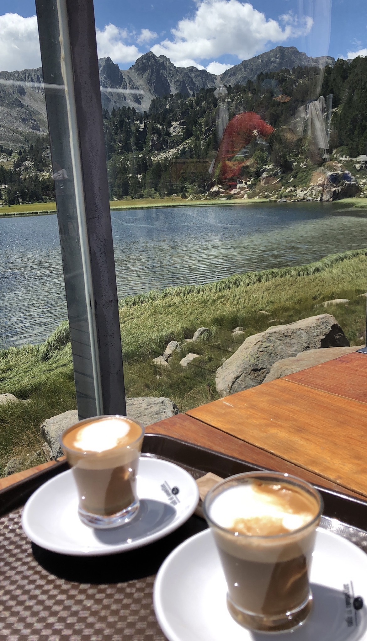 Café tallat al Llac dels Pessons- Andorra 🇦🇩 