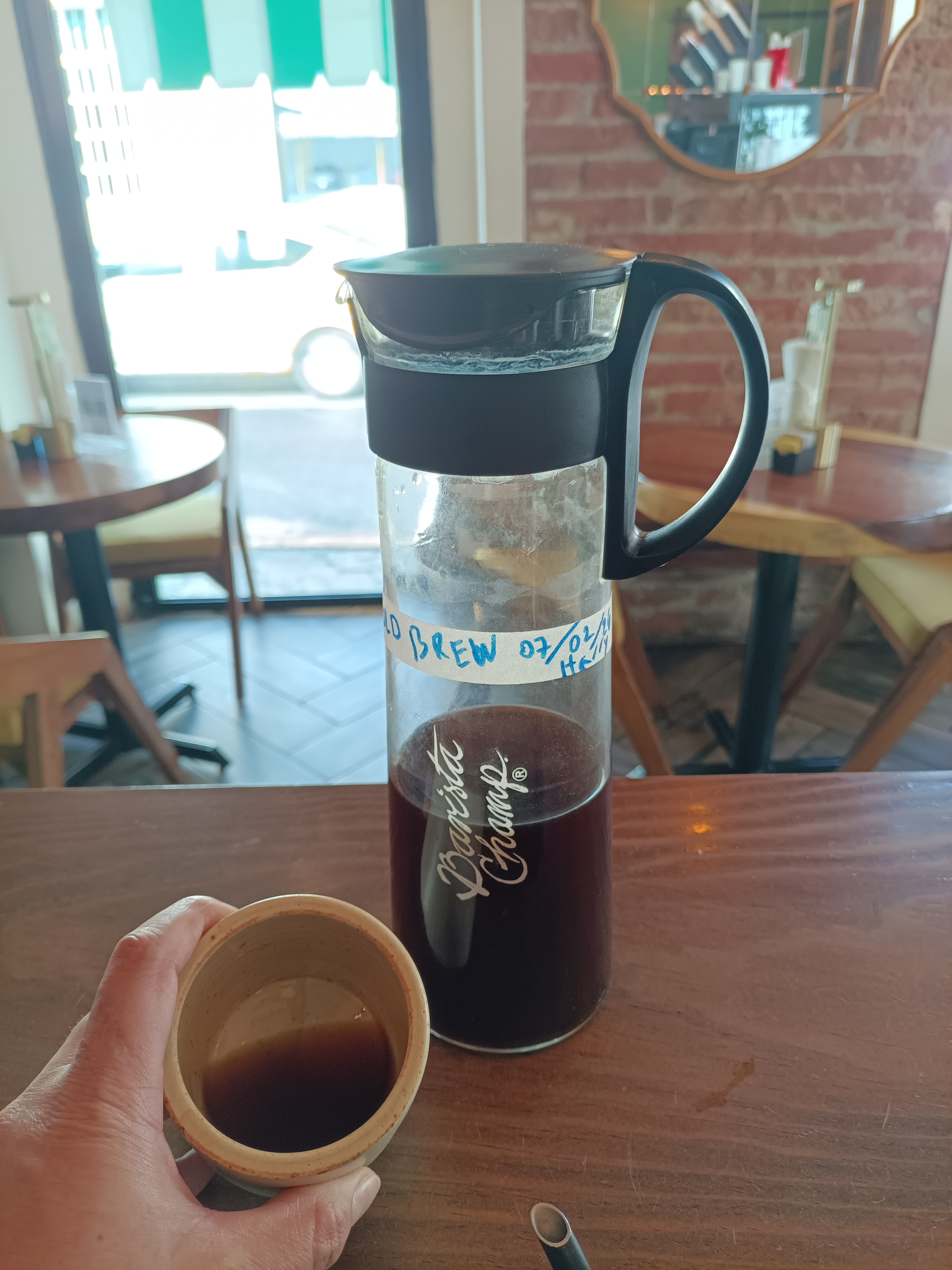 Quedó muy bueno 🤤🤤🤤 por fin encontré una receta adecuada para resaltar esas deliciosas notas de este nuevo grano a trabajar. Chiapas Marsellesa con notas a chabacano y un cuerpo base de nuez que sorprenden. La opinión de quienes lo han probado es