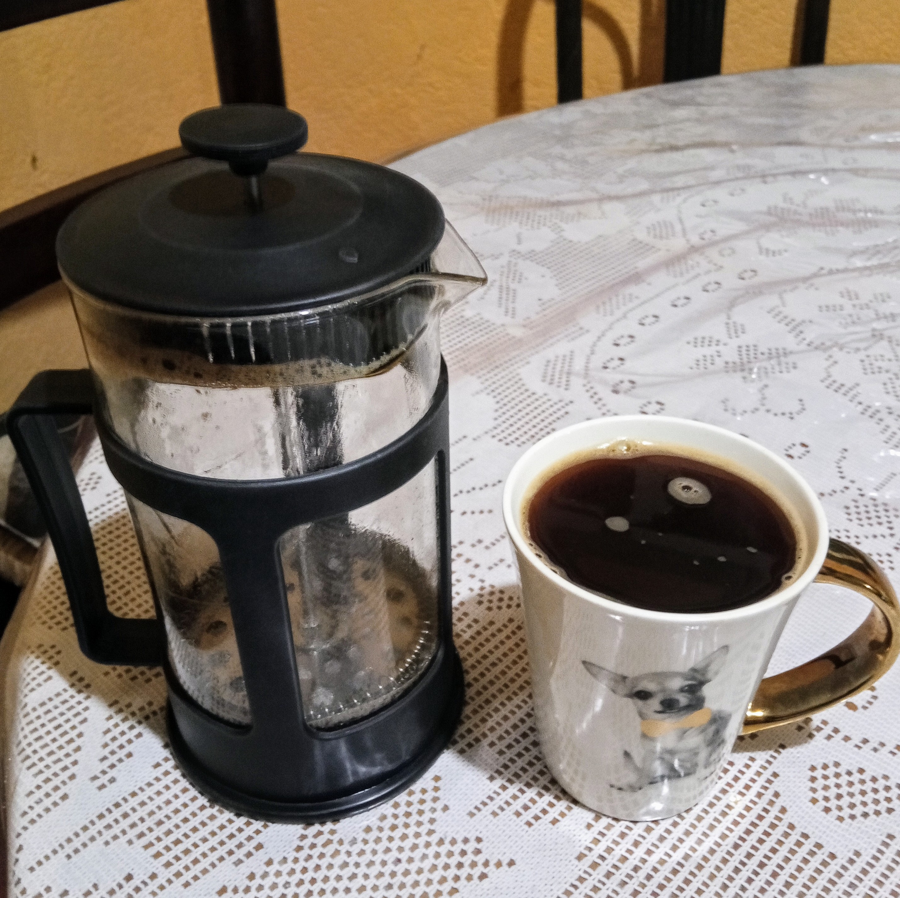 Uno de mis momentos favoritos del día es la hora de la cena y nada mejor que un café chiapaneco y la compañía de la familia