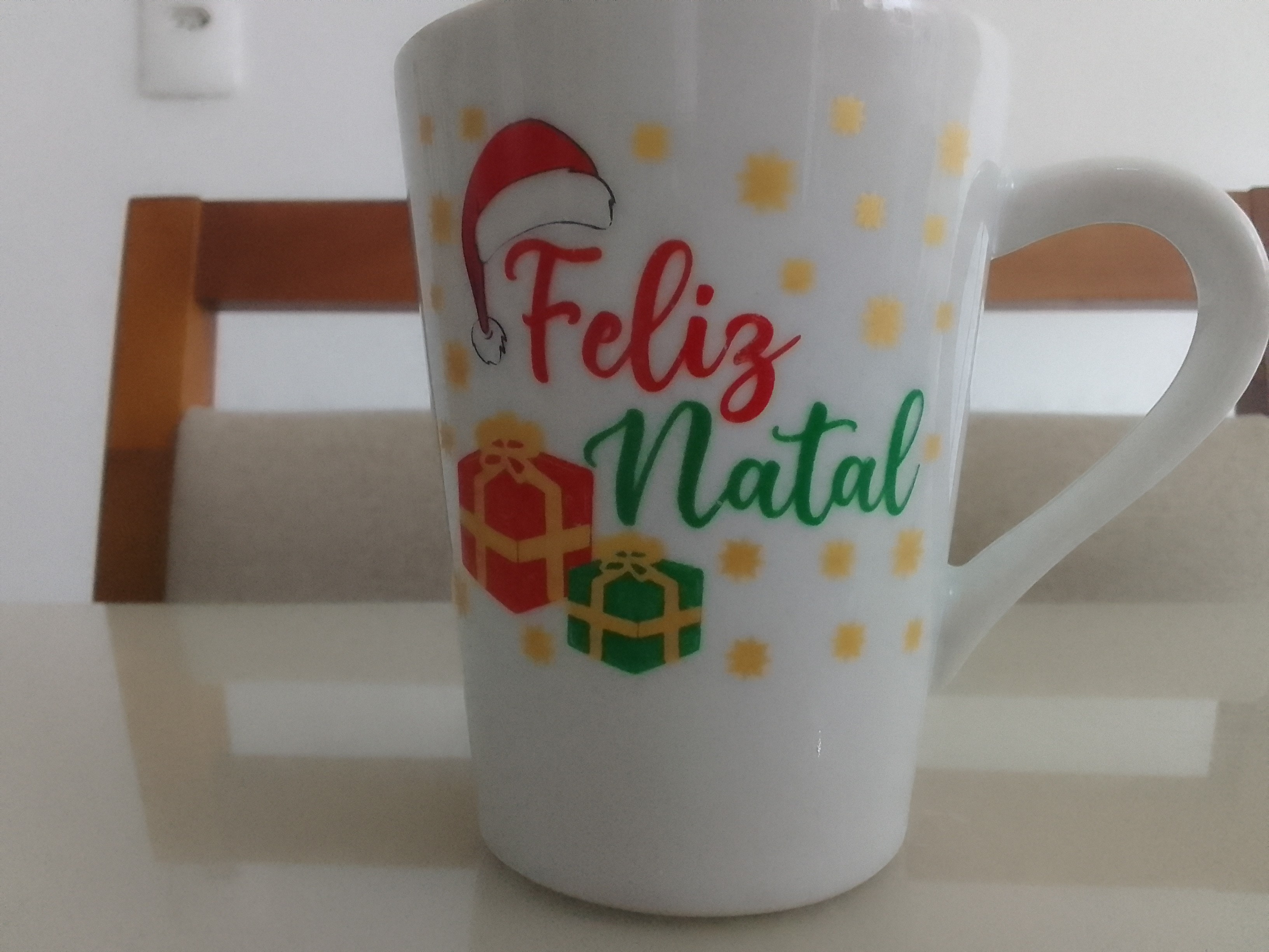 Consegui essa final de 2024 é a 3° caneca de natal