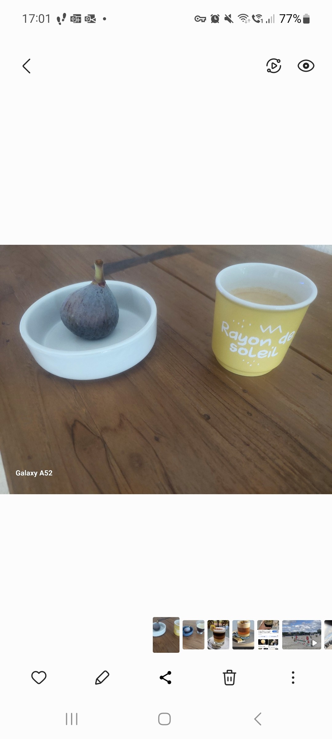 Pause café avec une des dernières figues du jardin ! Expresso, café en grain, origine Zambie.