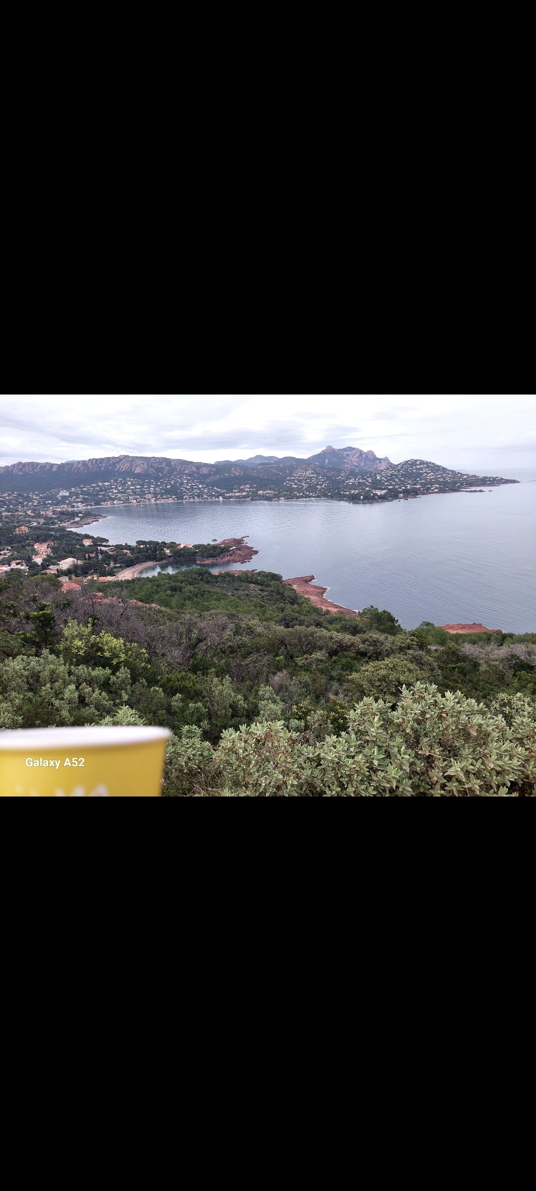 Café filtre Carte Noire. Dernières balades dans le Sud de la France.