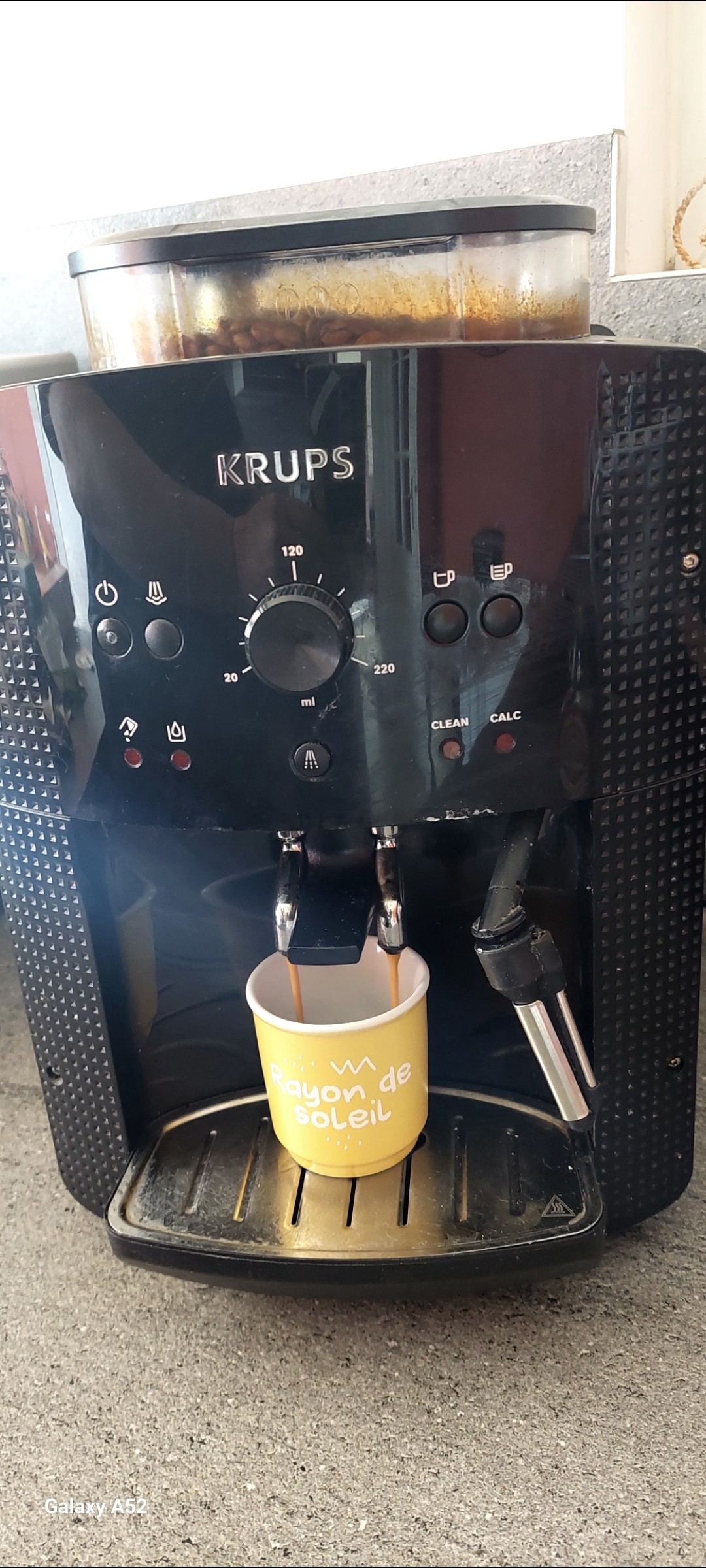 Café l'Or Absolu en grains 

Enfin du soleil après des semaines de grisaille 