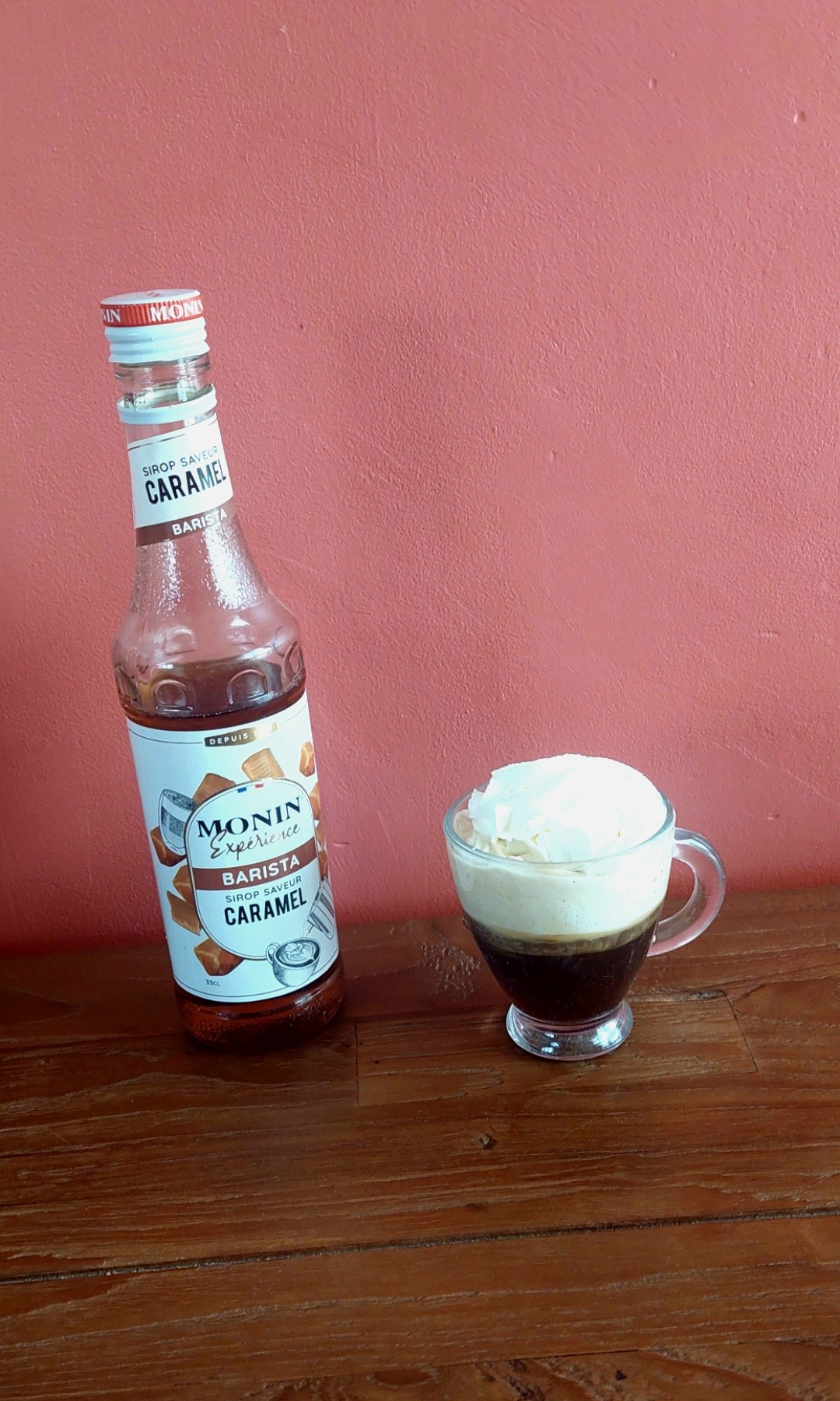 Café San Marco Supremo en grains, caramel et crème chantilly.

Allez, on se fait plaisir !