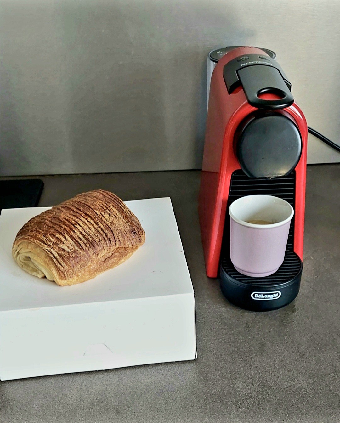 Café Bellarom Espresso Classico 

C'est la même chose avec ce fabuleux pain au chocolat !!!
