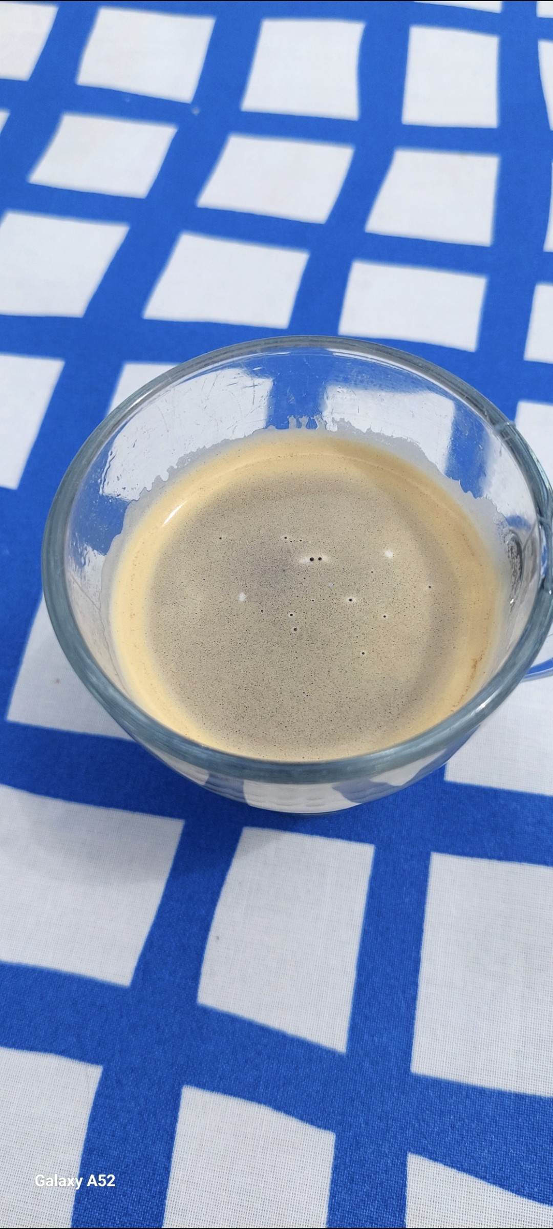 Café Saula Original en grains 

Espresso, lait concentré sucré,  licor 43, et licor de café 
De retour à la maison 