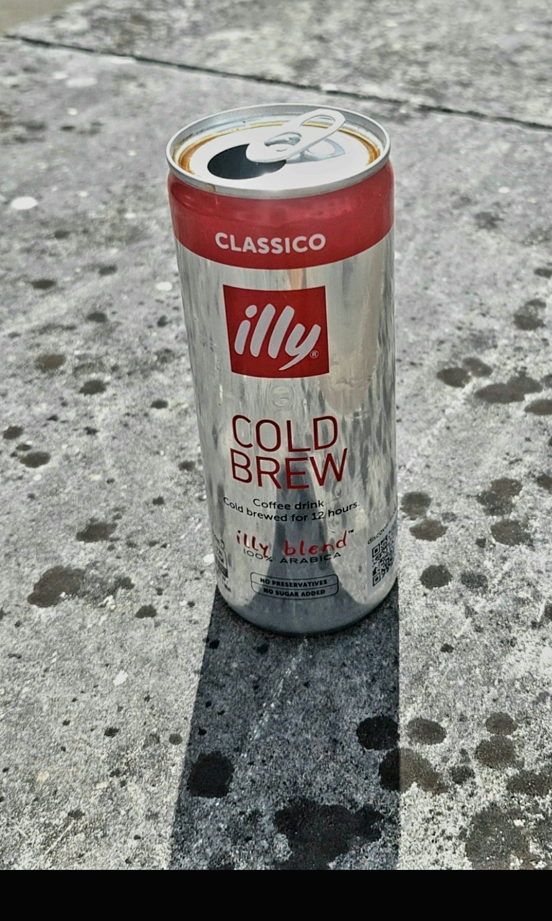 Illy Cold Brew classico en canette
Quel bonheur de siroter un excellent café glacé au milieu des jardins familiaux et de rencontrer des passionnés de jardinage.
Il y en a dans toutes les communes de France et même en plein centre-ville dans les jardins des immeubles !!!