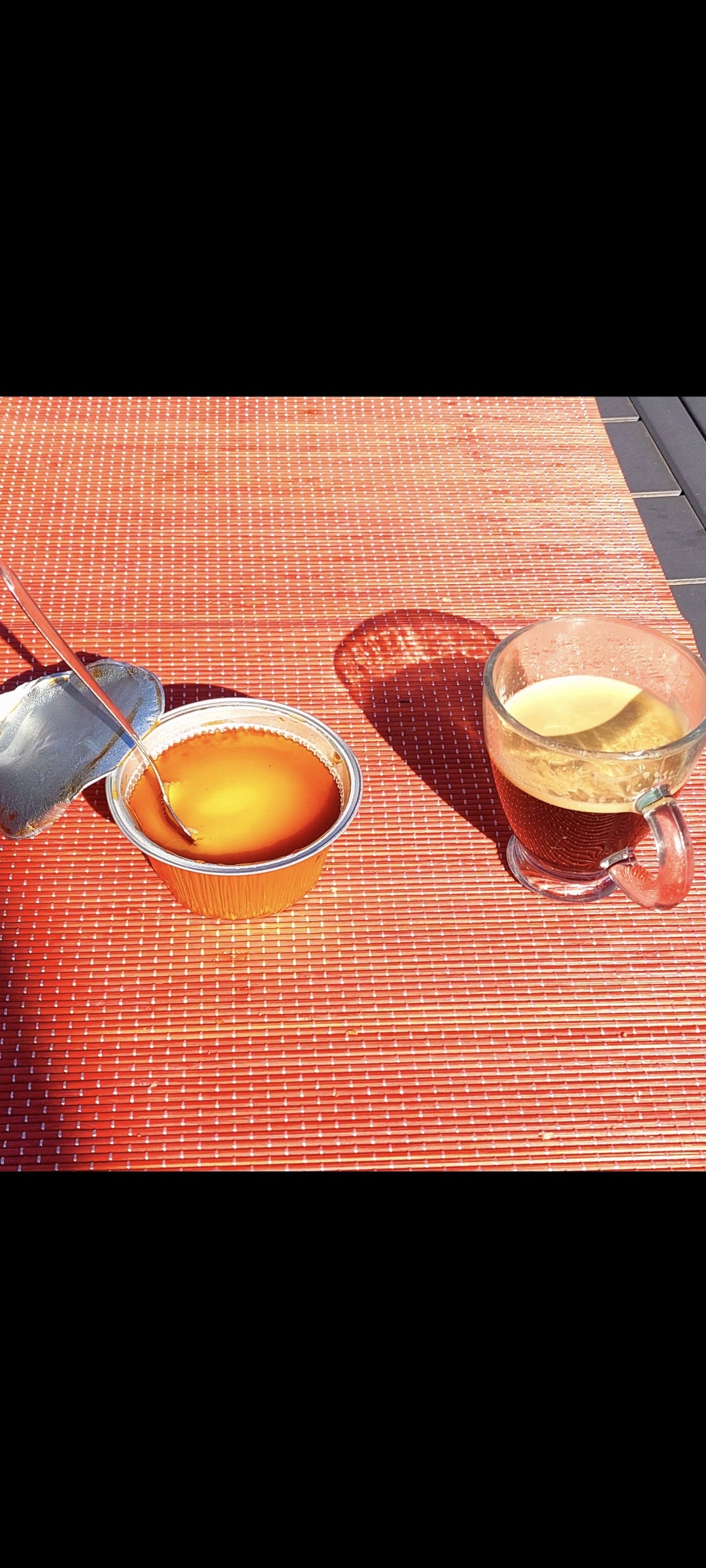 Café Way to go en grains
4 ème de la journée accompagné d'un Tocino de cielo, le dessert qui porte bien son nom !