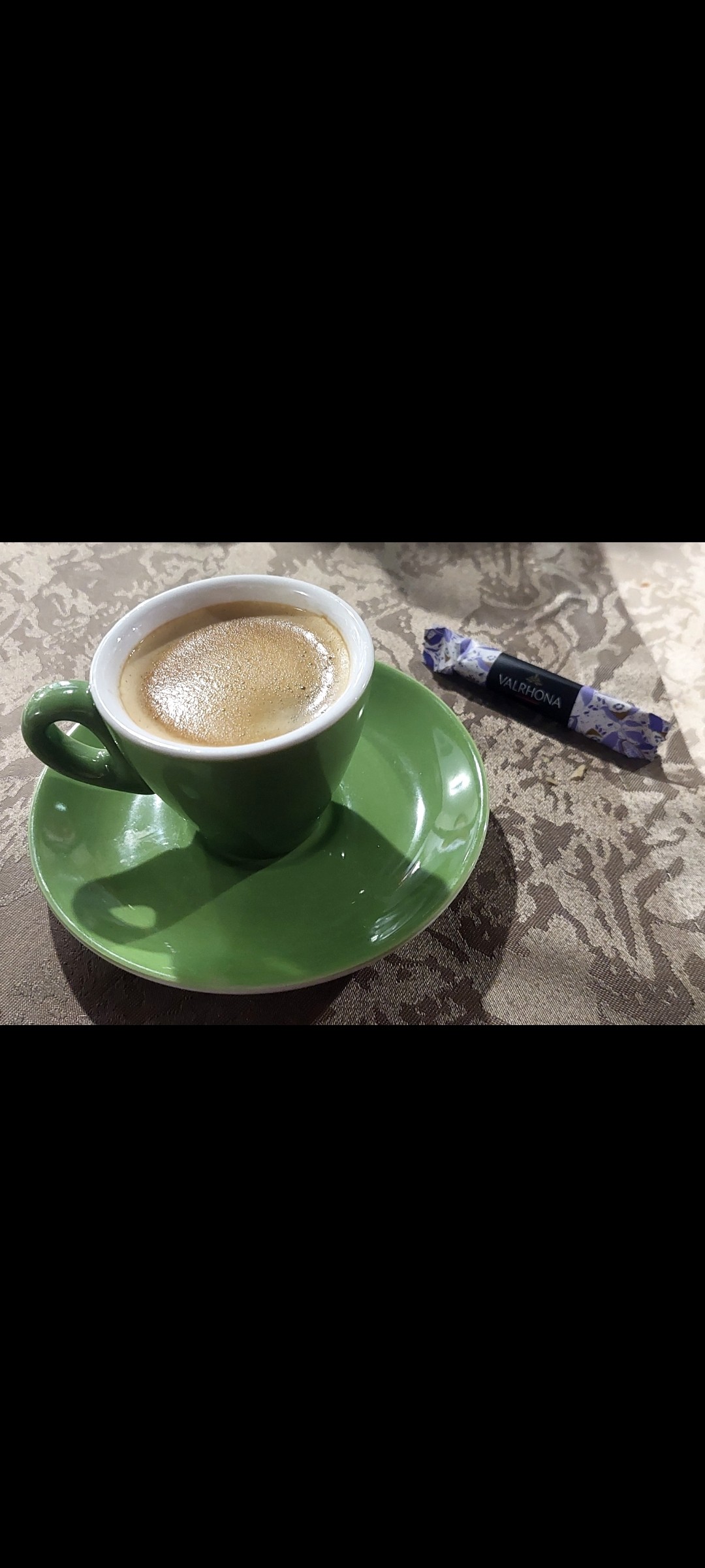 Expresso serré, en grains 

Balade dans les vignes