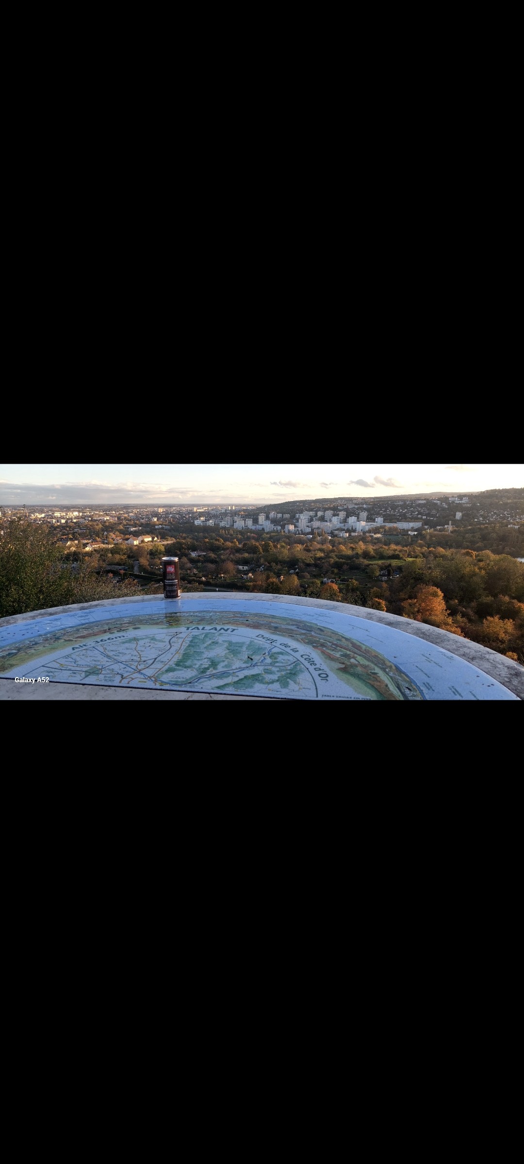 Illy Cappuccino - cold brew en cannette 

Balade dans les vignes de Bourgogne 