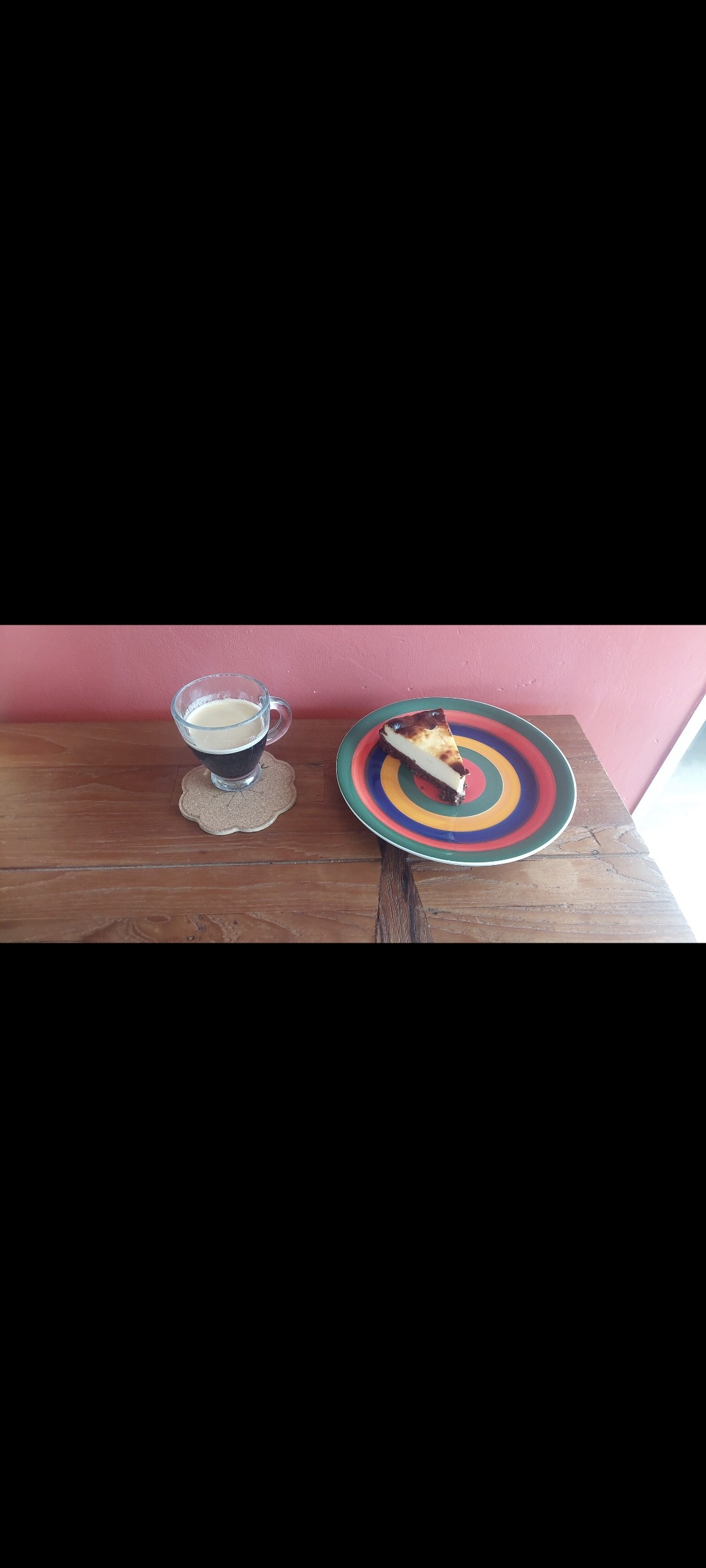 Café Carte Noire en grains 

Tarte granola maison => trop, trop bon avec un expresso !!!” class=”coffee-image”></p>
<p class=