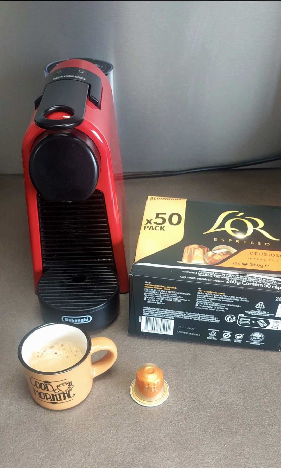 Café l'Or Expresso Delizioso intensité 5 en dosette
Premier Café au bureau pour cette longue journée
Bon mais pas assez fort pour moi !