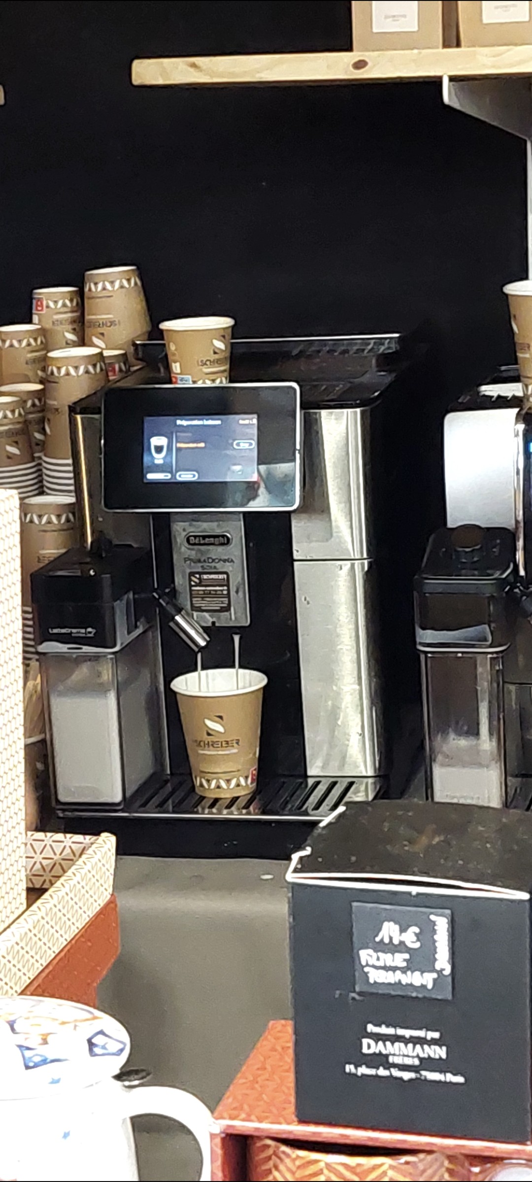 Café de spécialité en grains 
Mélange spécial Noël 
Expresso exceptionnel 

Sur le marché de Noël d'Eguisheim en Alsace