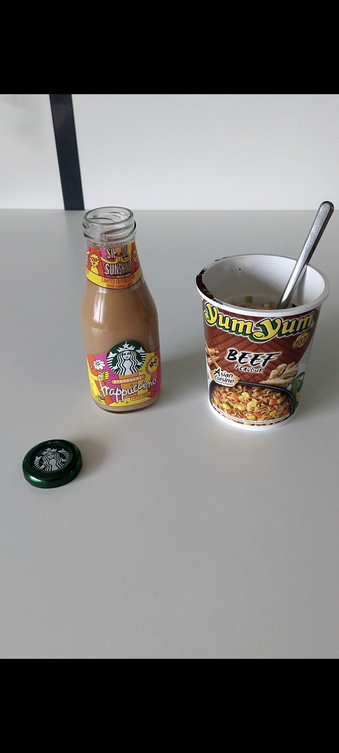 Frappuccino Starbucks 

Petit snacks rapide au bureau ce midi