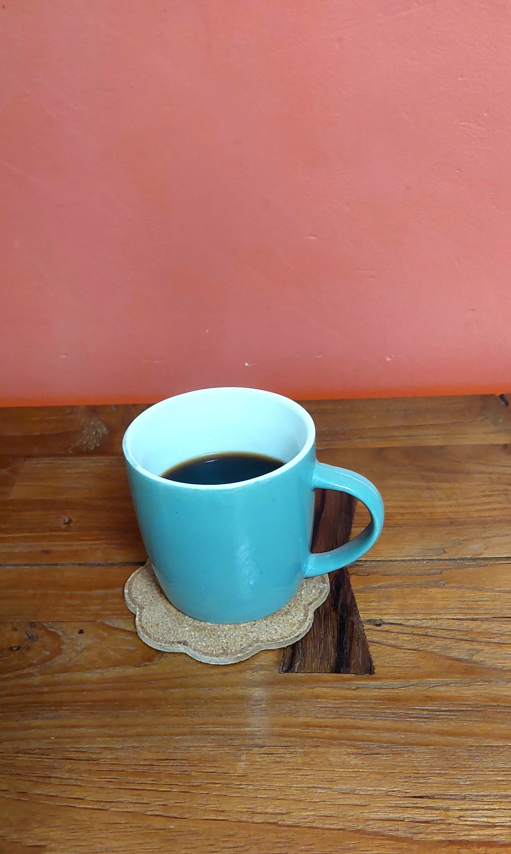 Bellarom Grains Pérou Bio pur Arabica 

Fin de week-end et plus de café deja moulu ;-(((
Je ressorts mon très vieux moulin électrique !

