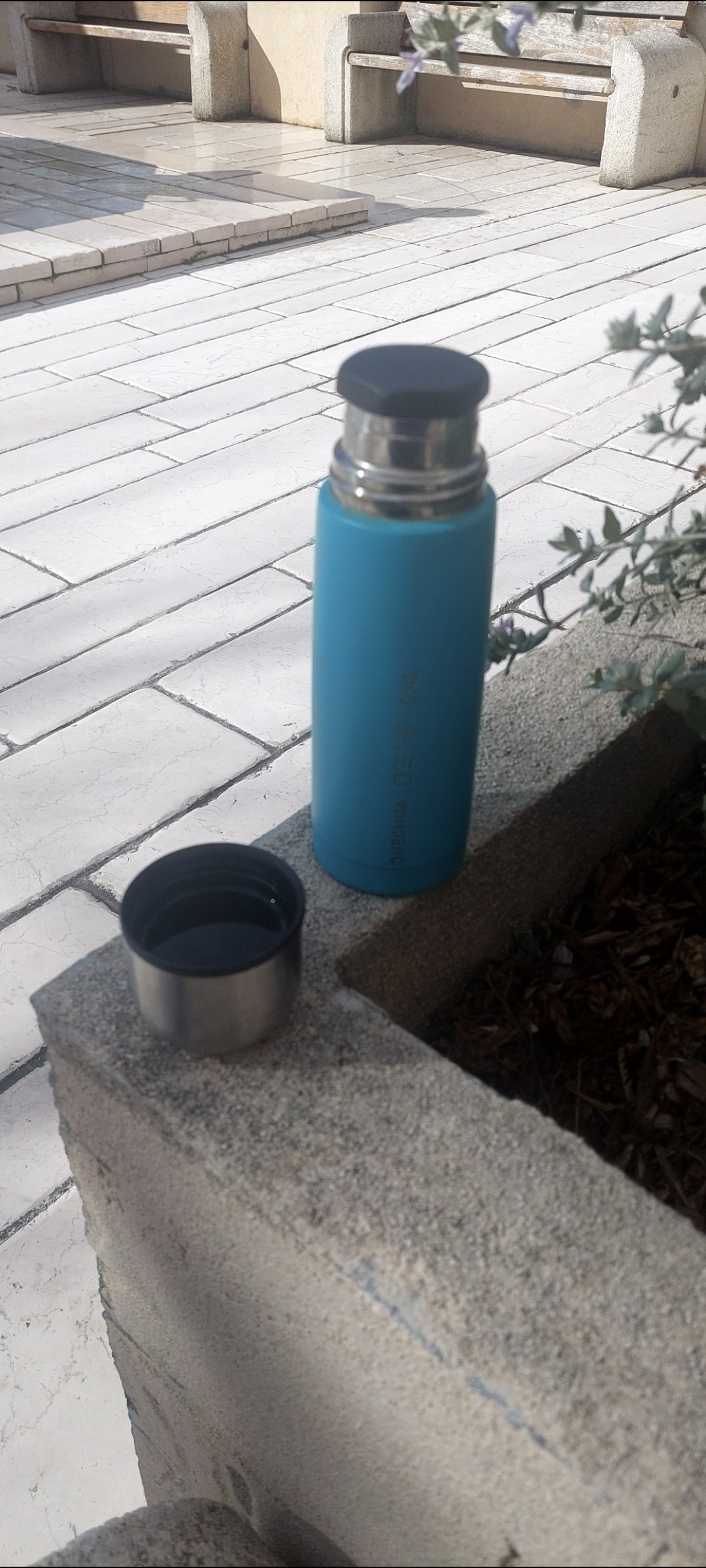 Café Meo Bio pur Arabica en grains
Route du mimosa - partie 2
Arrêt Picnic avant de repartir se balader au milieu des plantations de mimosa et d'eucalyptus ! Bien pratique cette Thermos de café