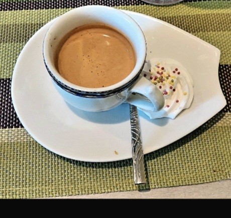 Café Meo Excellence en grains 
Anniversaire de mariage en famille.
Balade de fin d'après-midi à la campagne 