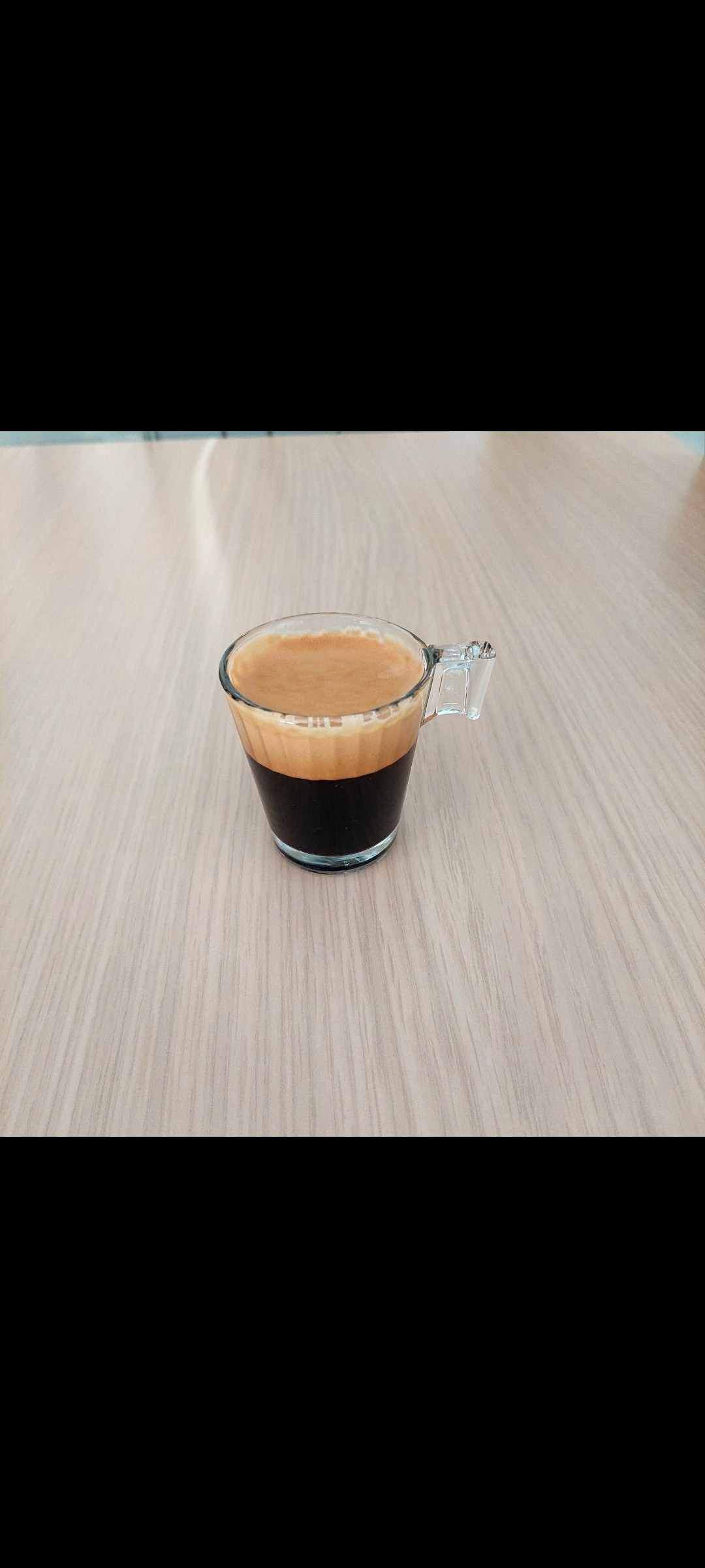 Café Malpaga en grains 

Double ristretto super cremoso ce matin au travail 