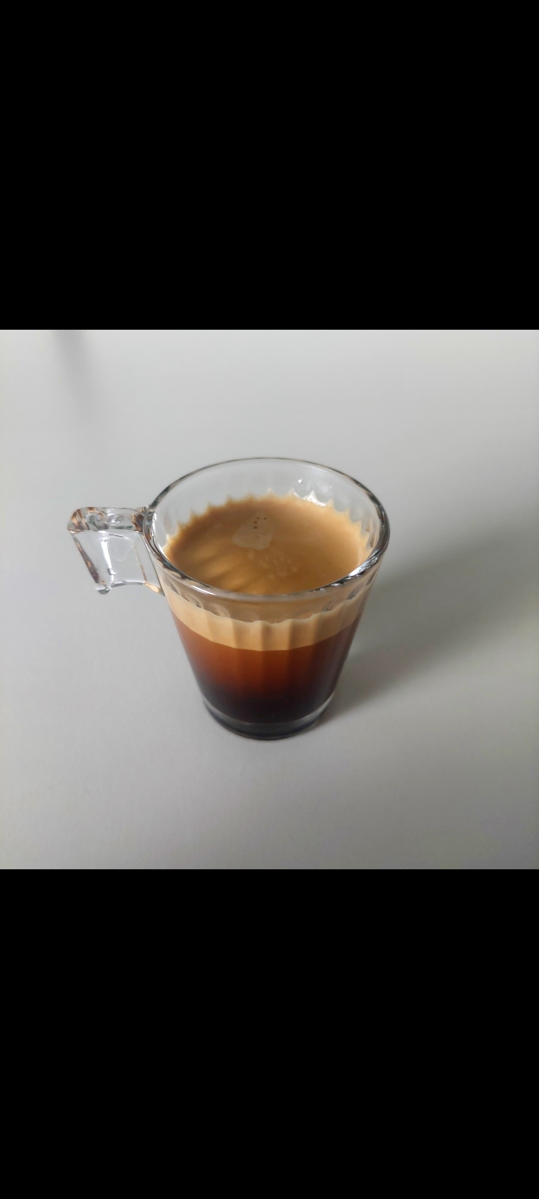 L'or lungo profundo 

Café bien équilibré 
Belle surprise ce matin au bureau 
