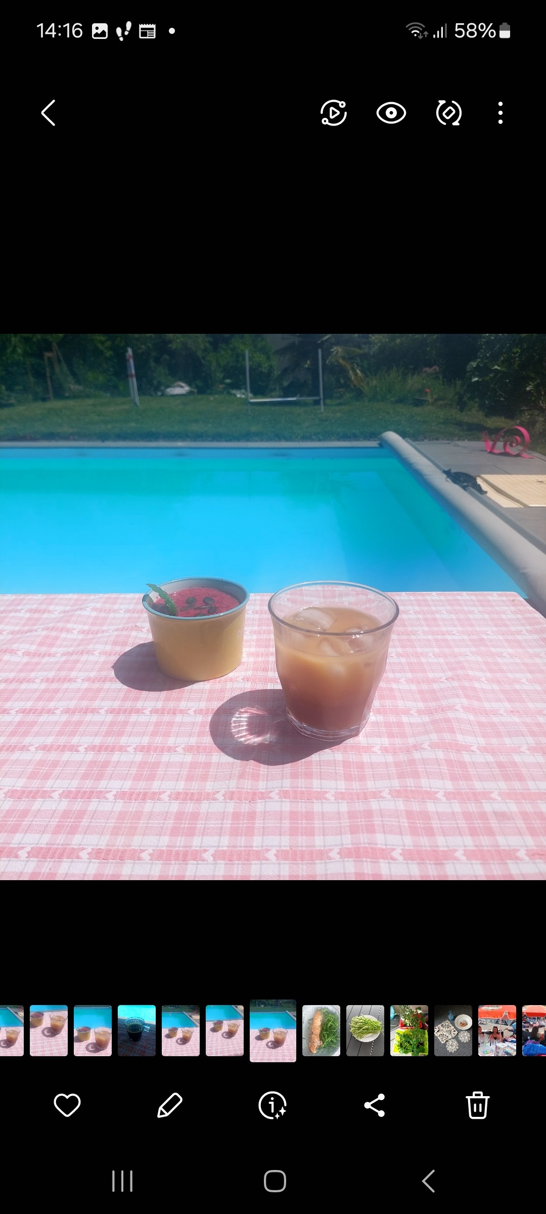 Café infusé glacé eau de coco, et sorbet fruit rouge, menthe et graines de courge

Idéal pour cette journée très chaude 32 °C