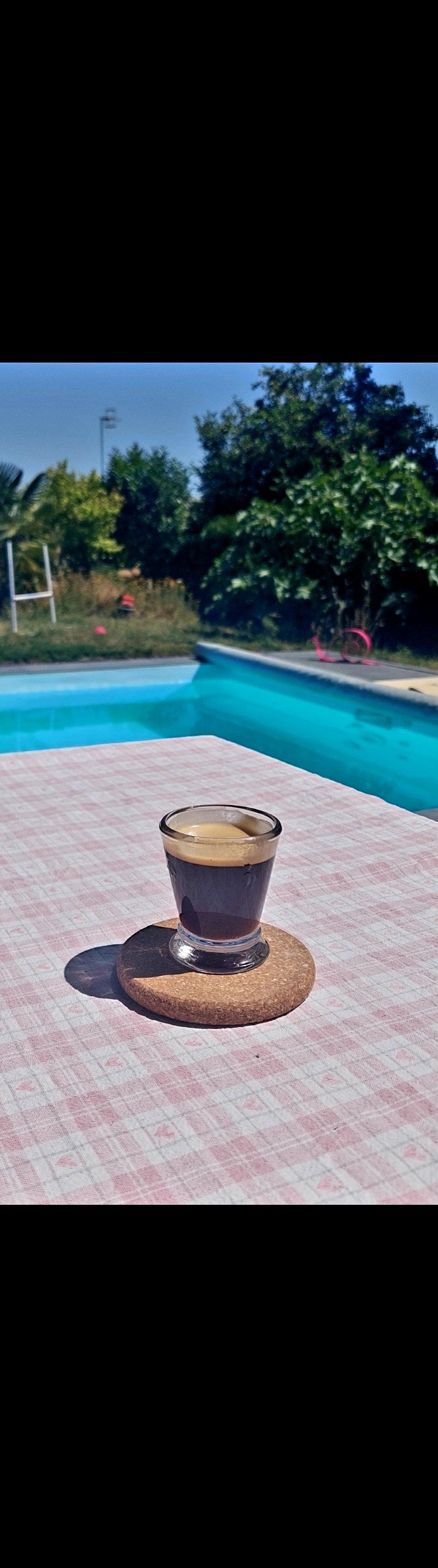 Café Chocaman en grains

J'adore ma nouvelle tasse à expresso Abeilles de chez La Rochere
Joli cadeau pour la fête des pères 
