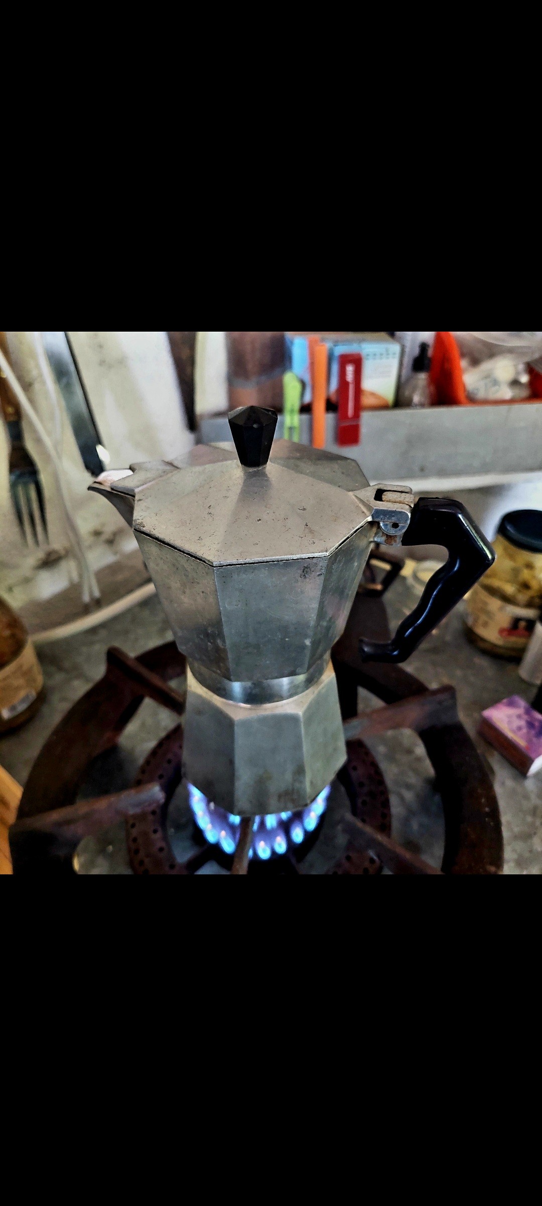 Café à la cafetière italienne 
Excellent 