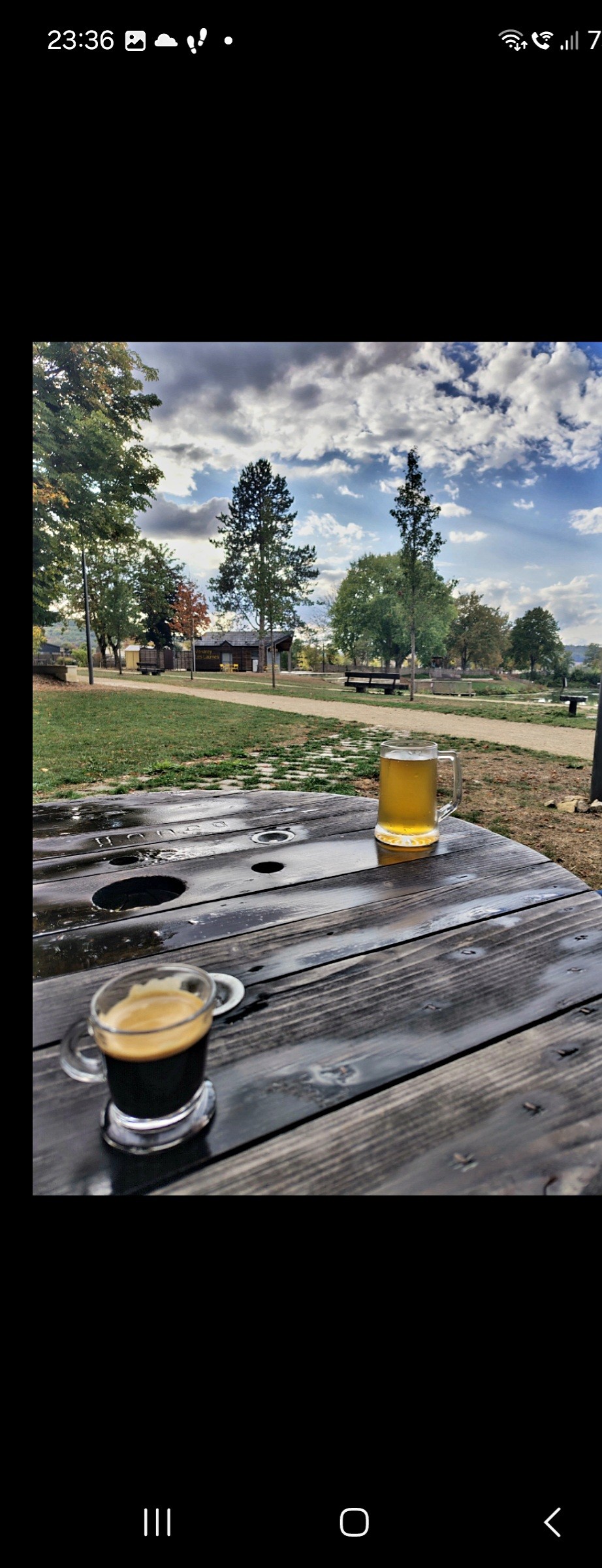 Café en grains 

Pause café entre deux averses ce week-end 