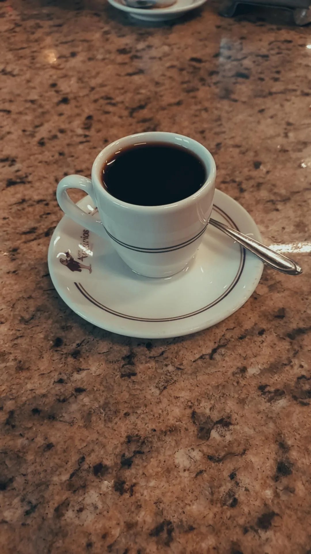 a cafeteira Aquários é uma tradição na cidade e possui o melhor espresso 
