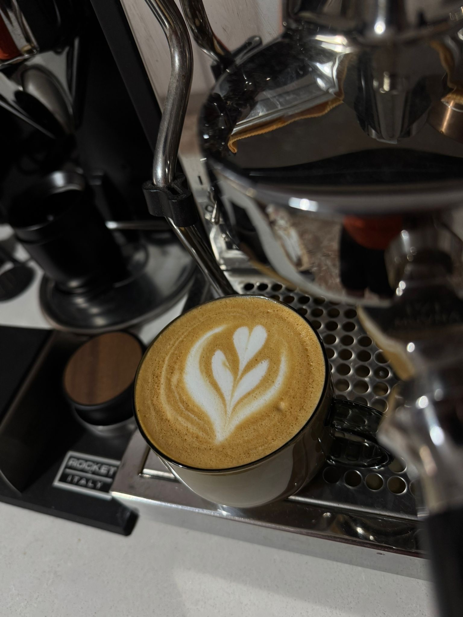 Coffee photo review barista cafe specialty coffee