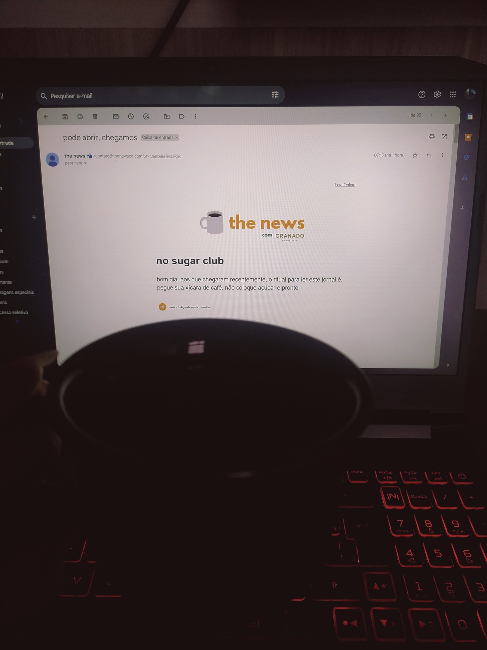 Inicia-se mais um dia, e com ele, mais um delicioso cafézinho coado para acompanhar os desafios cotidianos