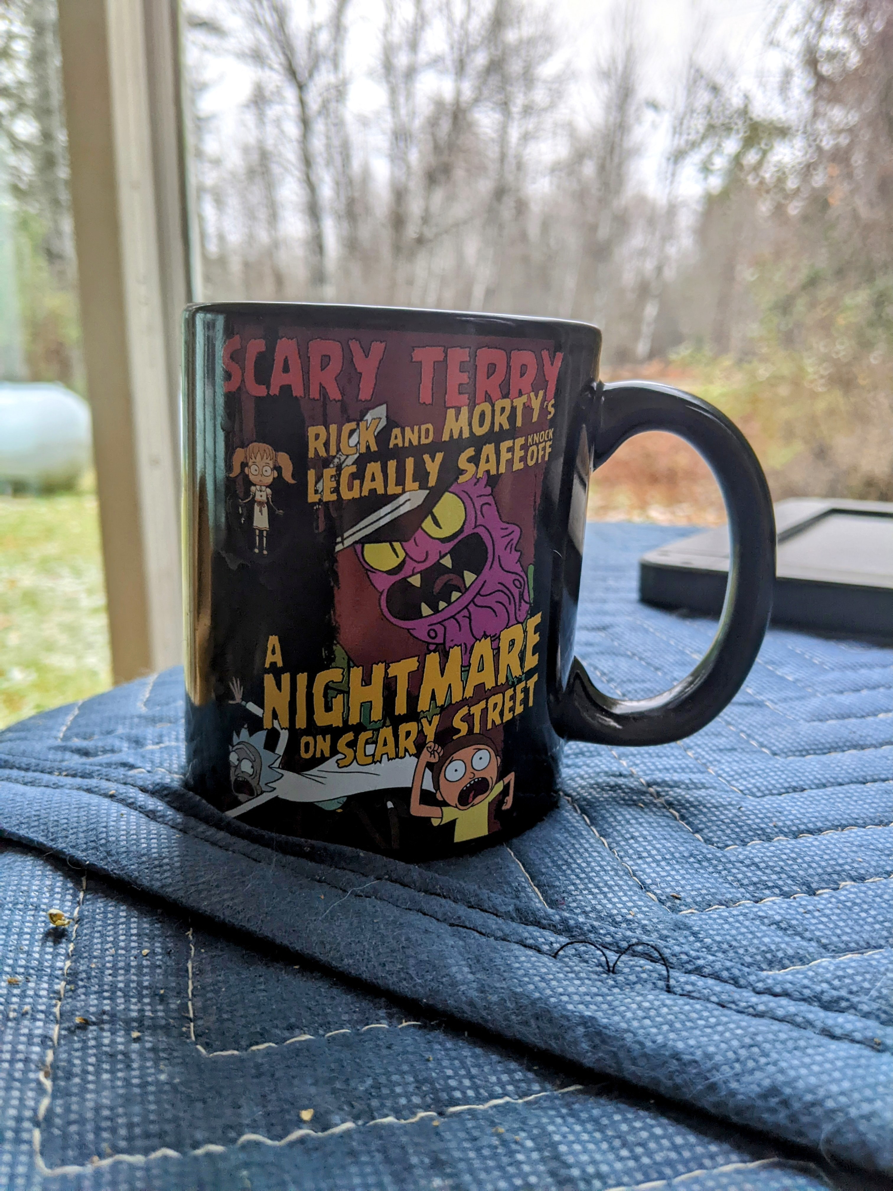 Mmm. Bright and fruity Ethiopian natural process light roast with plenty of flavor. :). 