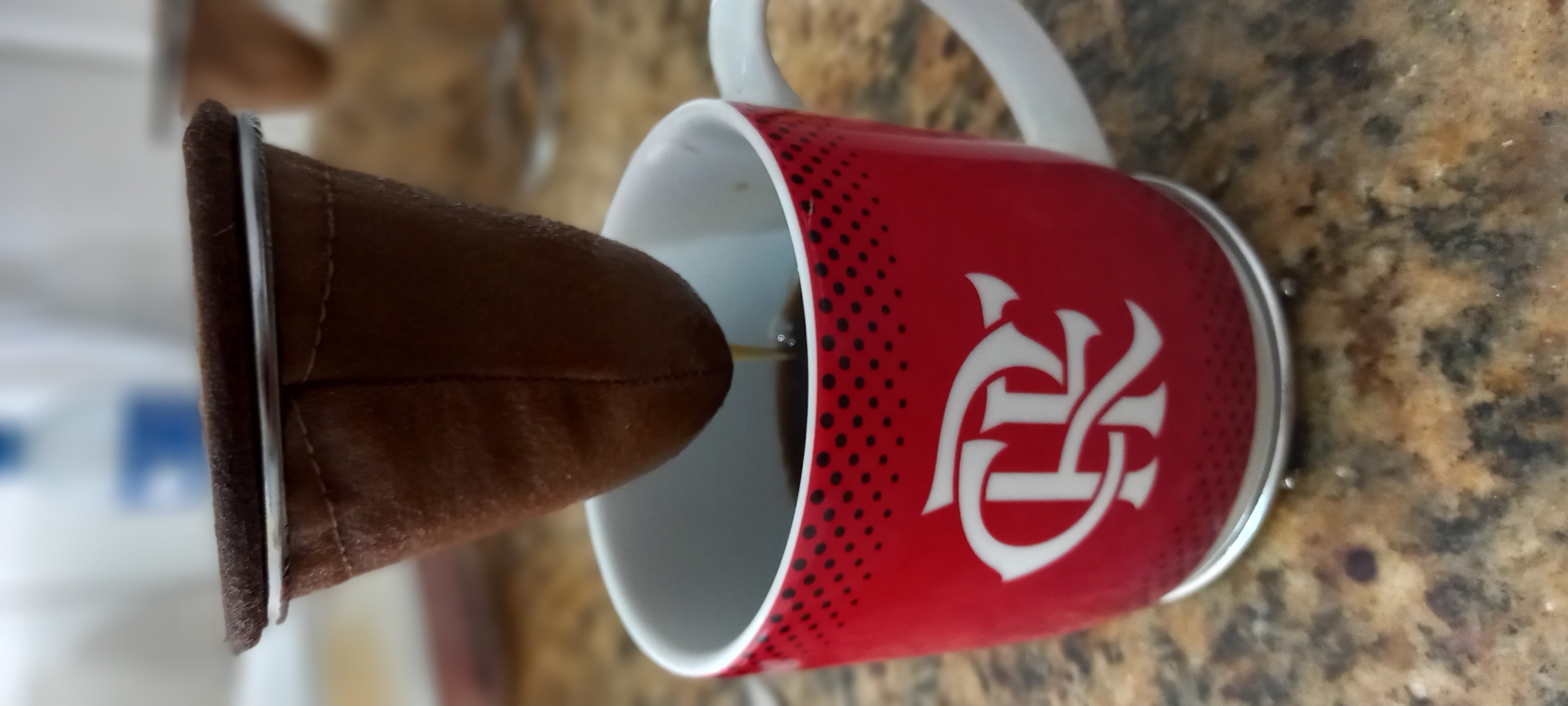 Porque a vida começa com Café!
E se a caneca é rubro-negra, é outro patamar!