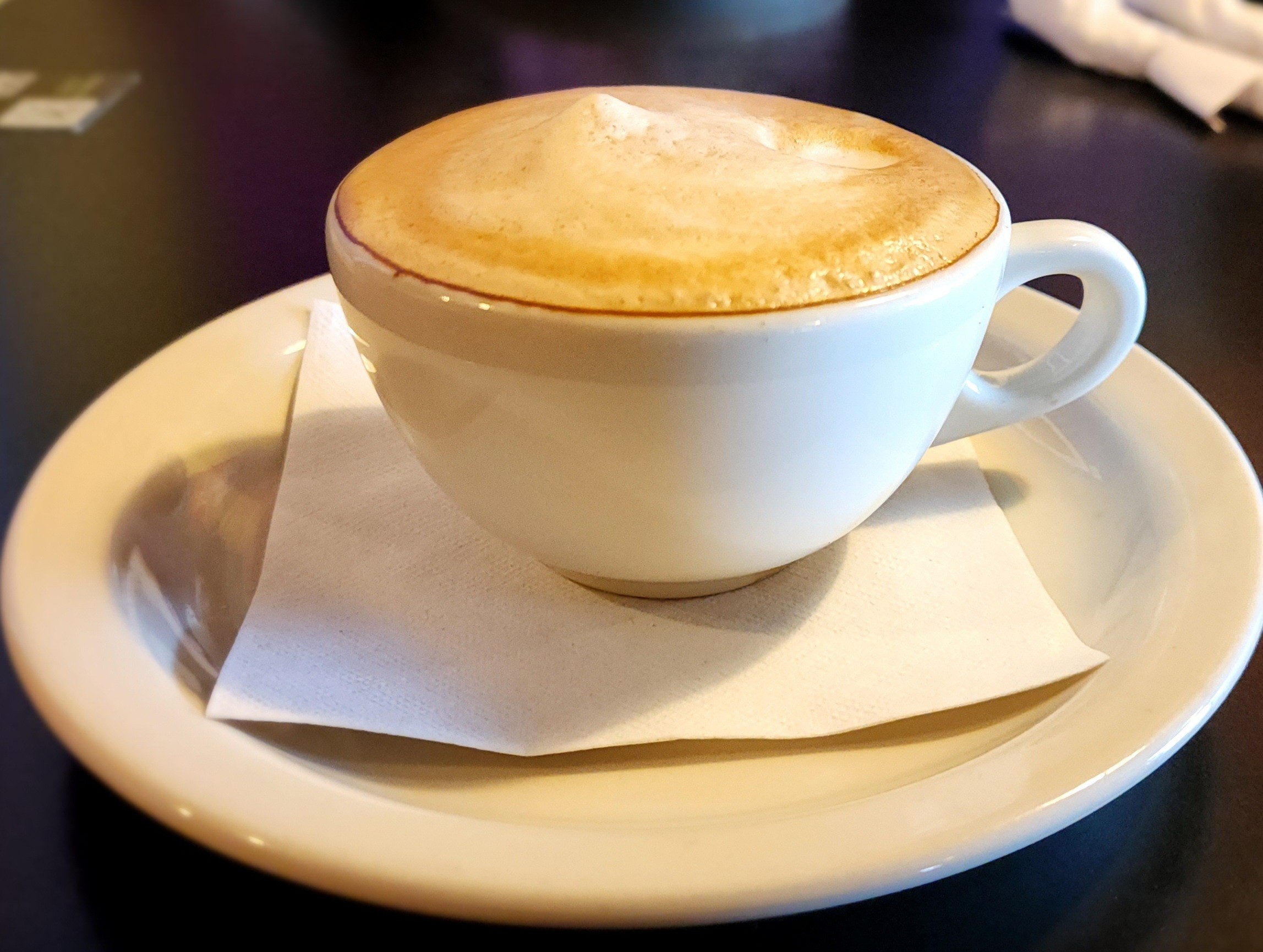 Café Brazil Signature House Roast, double cappuccino 