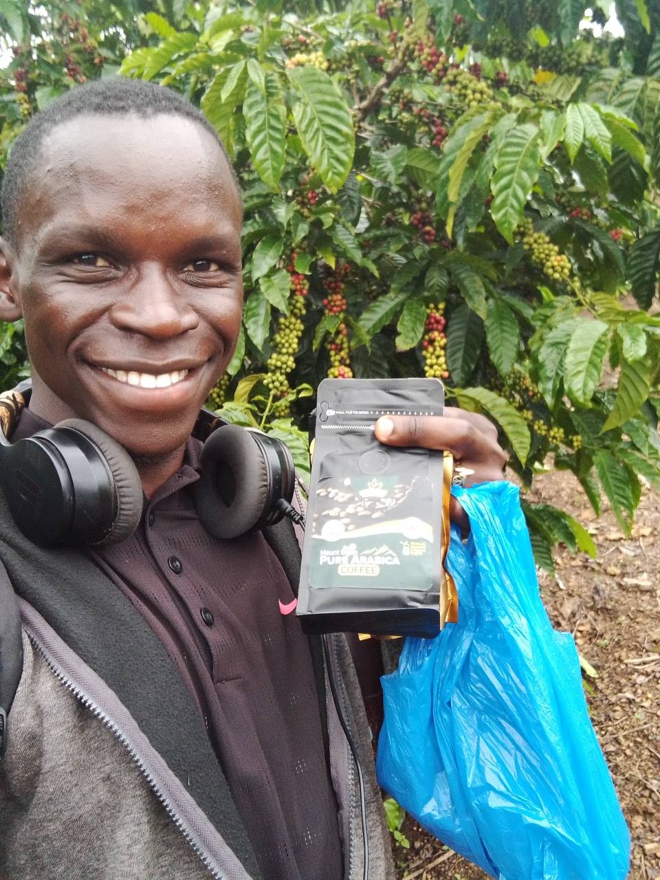 I enjoy this brand every time I have a chance to sit for a coffee drink ☕ 